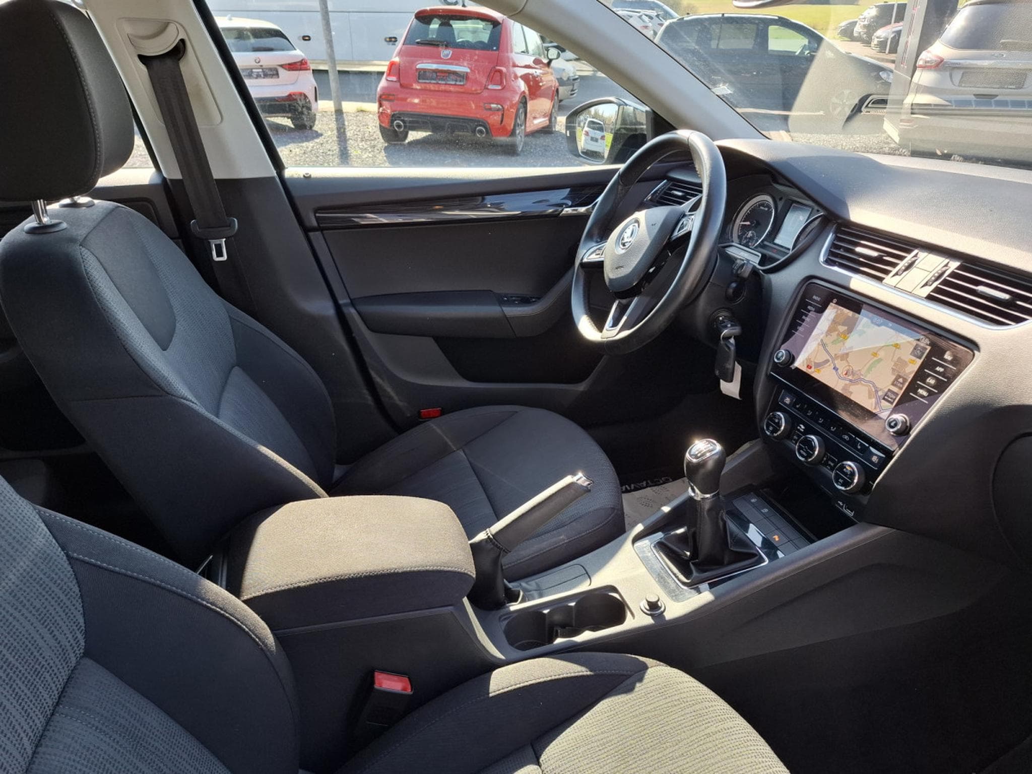 Skoda Octavia 1.8 TSI STYLE LED NAVI 1 HAND (2018) - Photo 5