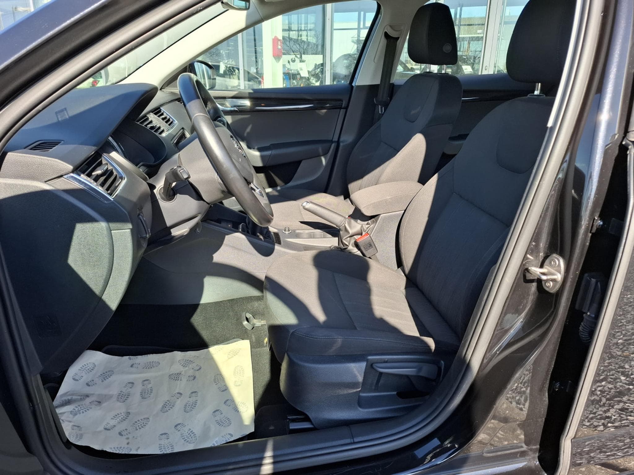 Skoda Octavia 1.8 TSI STYLE LED NAVI 1 HAND (2018) - Photo 6