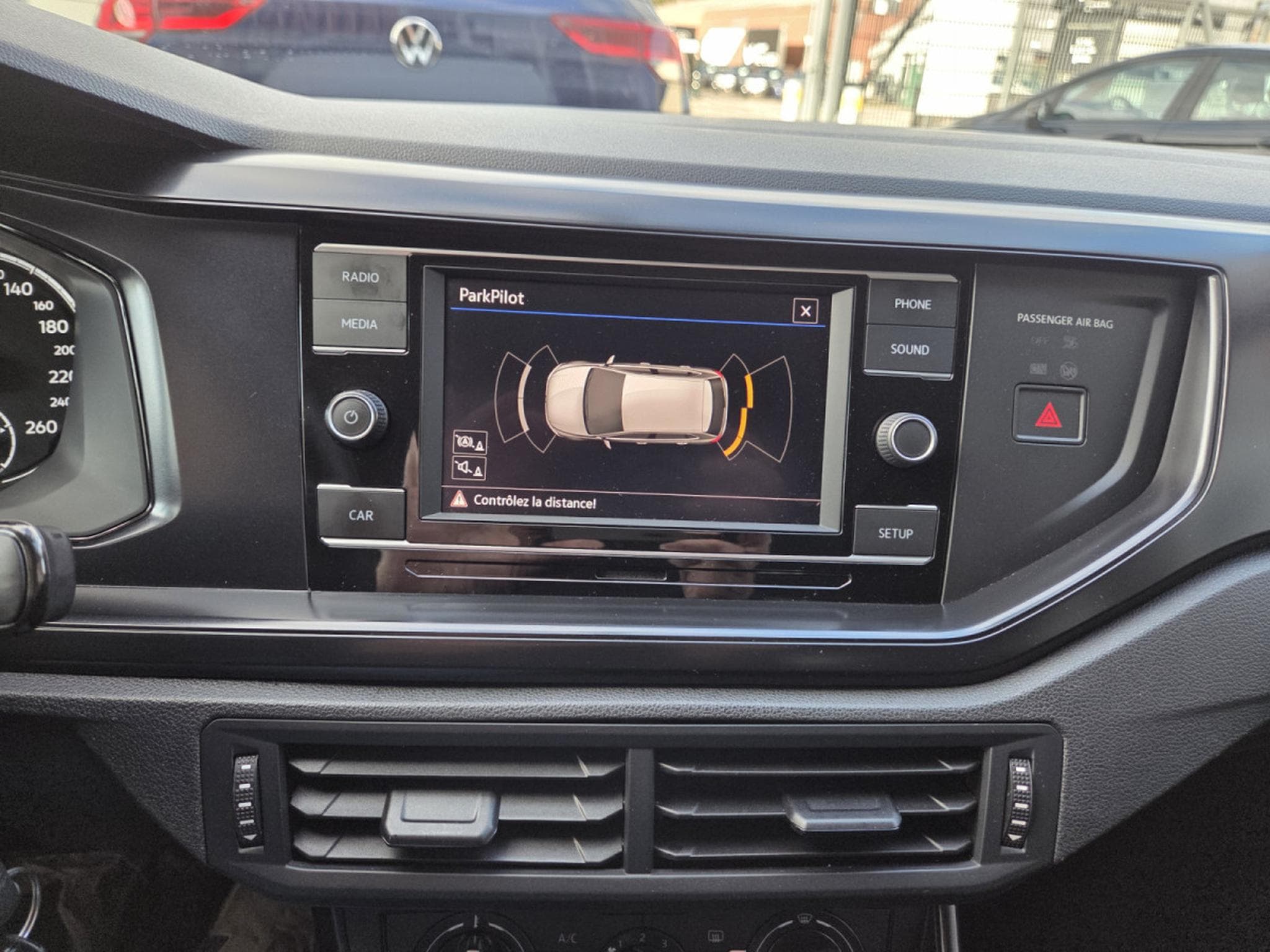 VW Polo 1.0 TRENDLINE 65CV (2018) - Foto 16