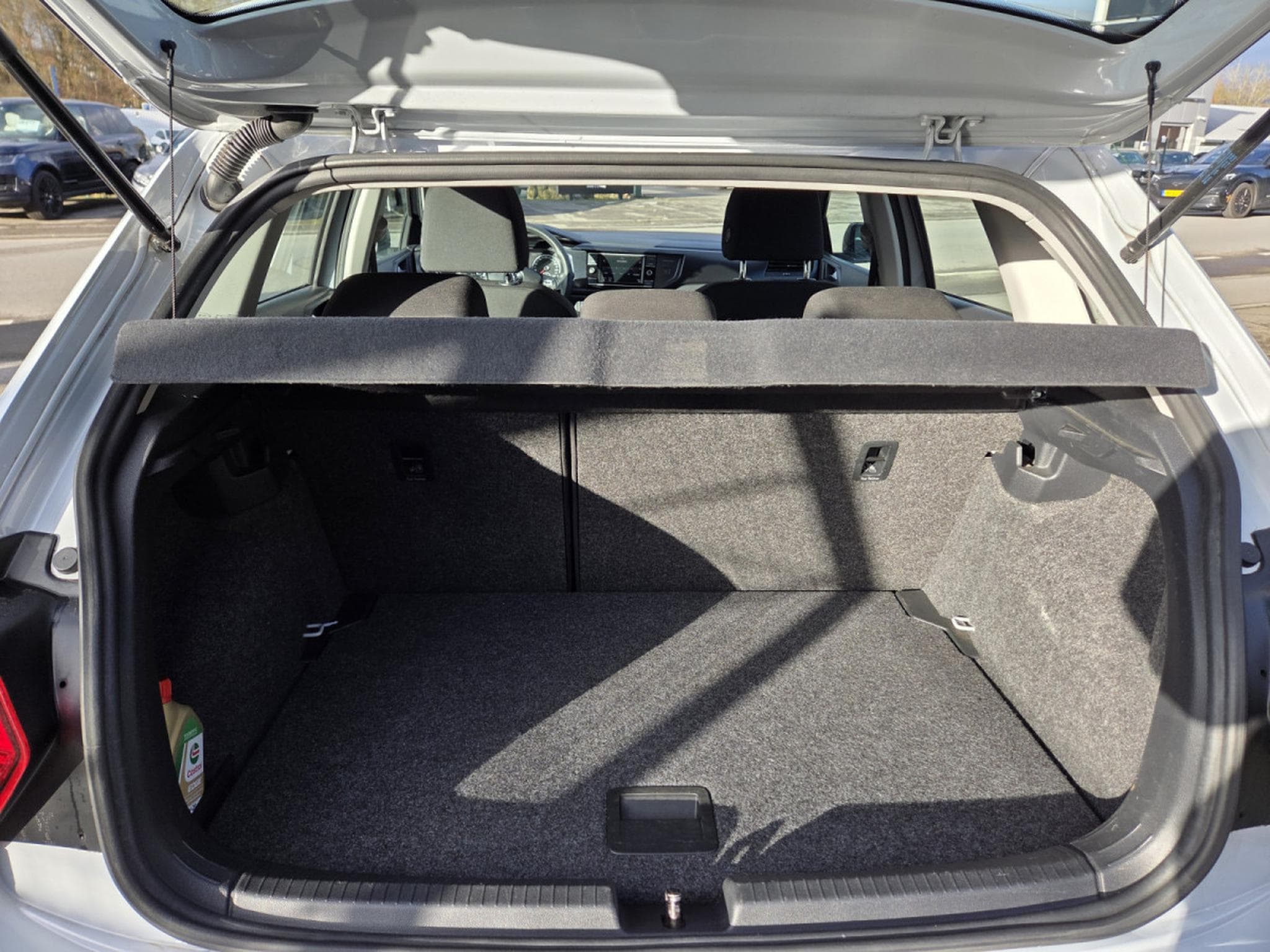 VW Polo 1.0 TRENDLINE 65CV (2018) - Foto 20