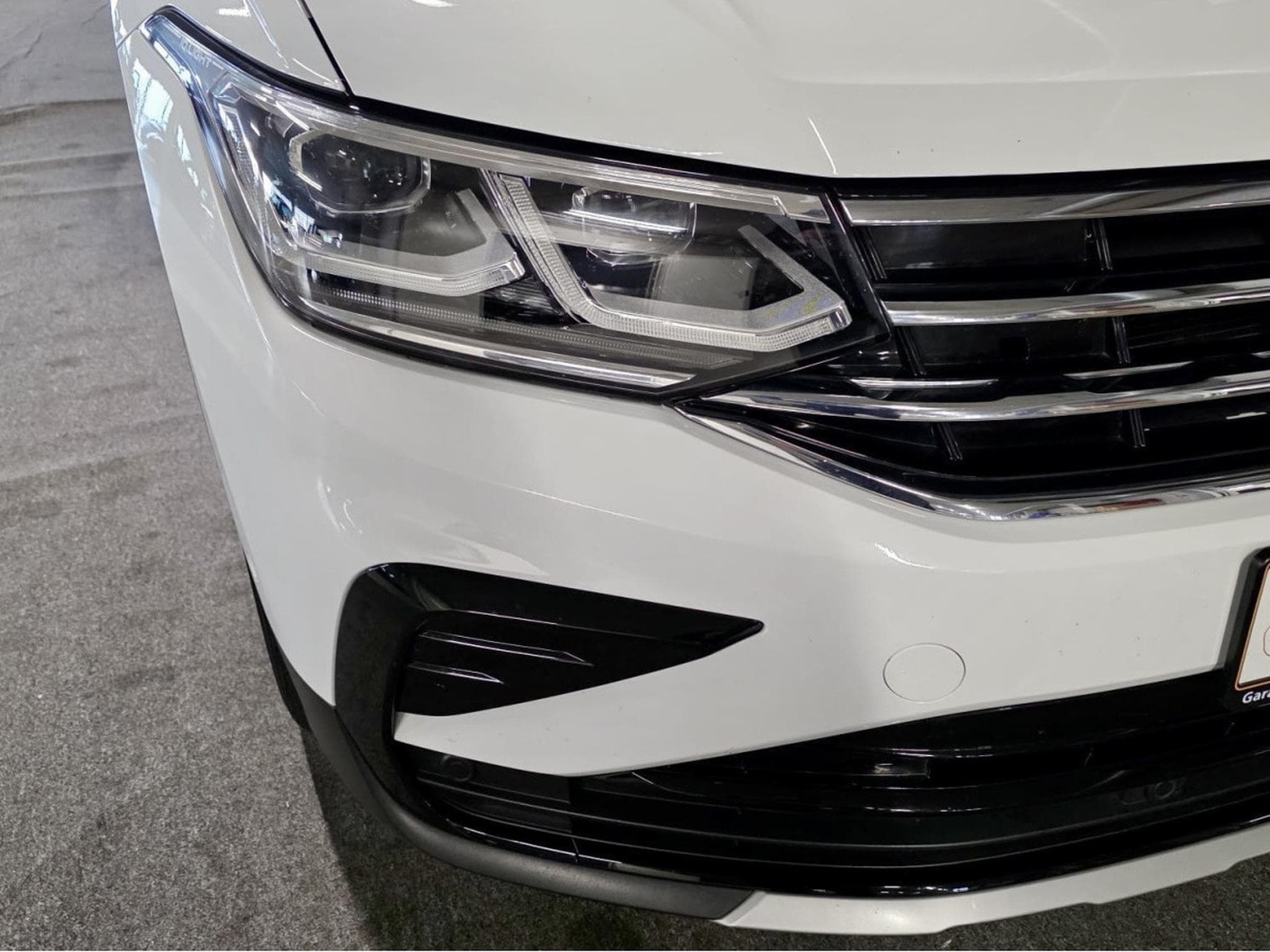 VW Tiguan 1.5 TSI 150 URBAN SPORT VIRTUAL HEAD UP HARMAN KARDON CUIR N (2022) - Photo 13
