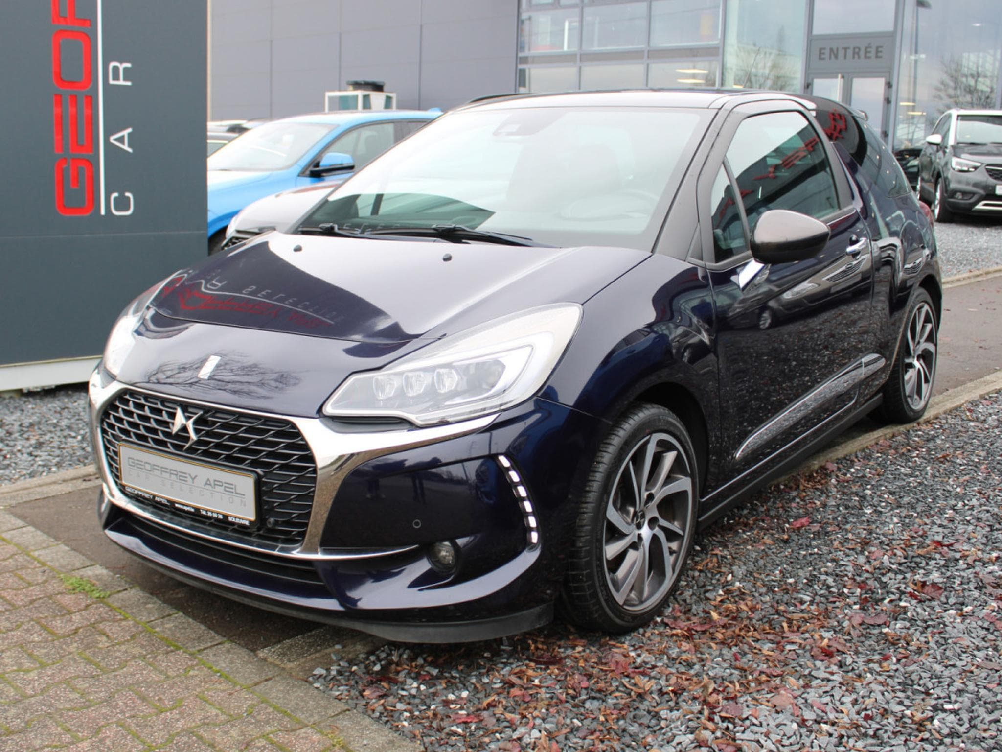 DS Automobiles DS3 EXECUTIVE EDITION FACELIFT SPORT PAKET CUIR BI-XENON NAVI (2017) - Photo 4