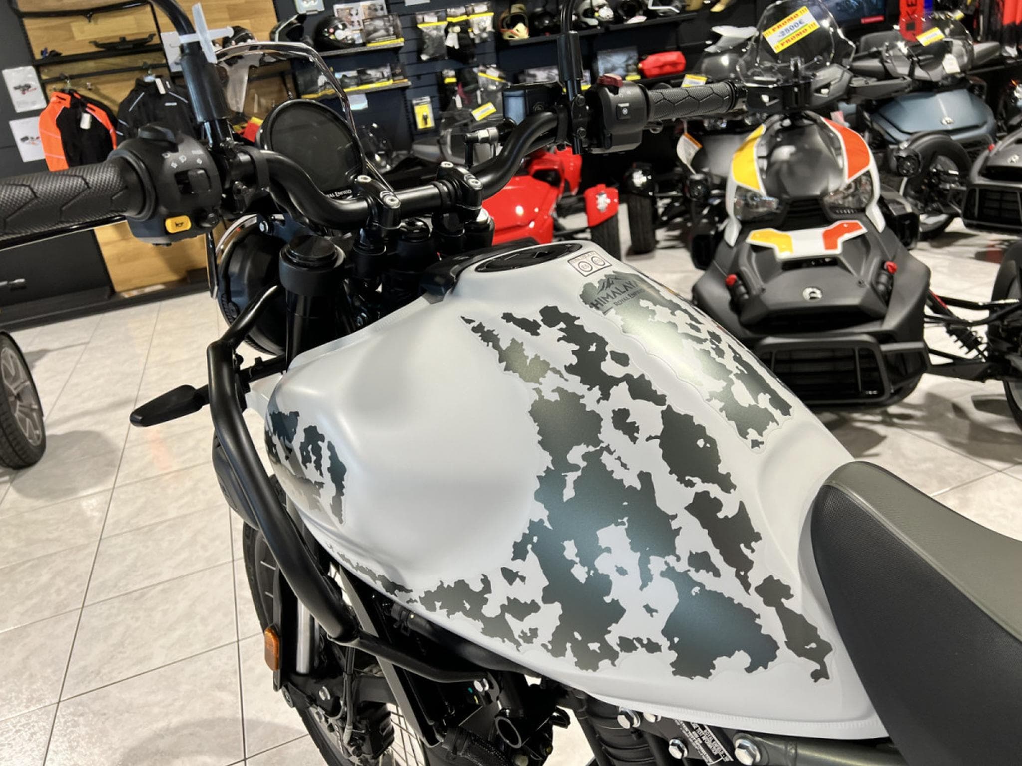 Royal Enfield Himalayan 450  Kamet  White (2024) - Foto 6
