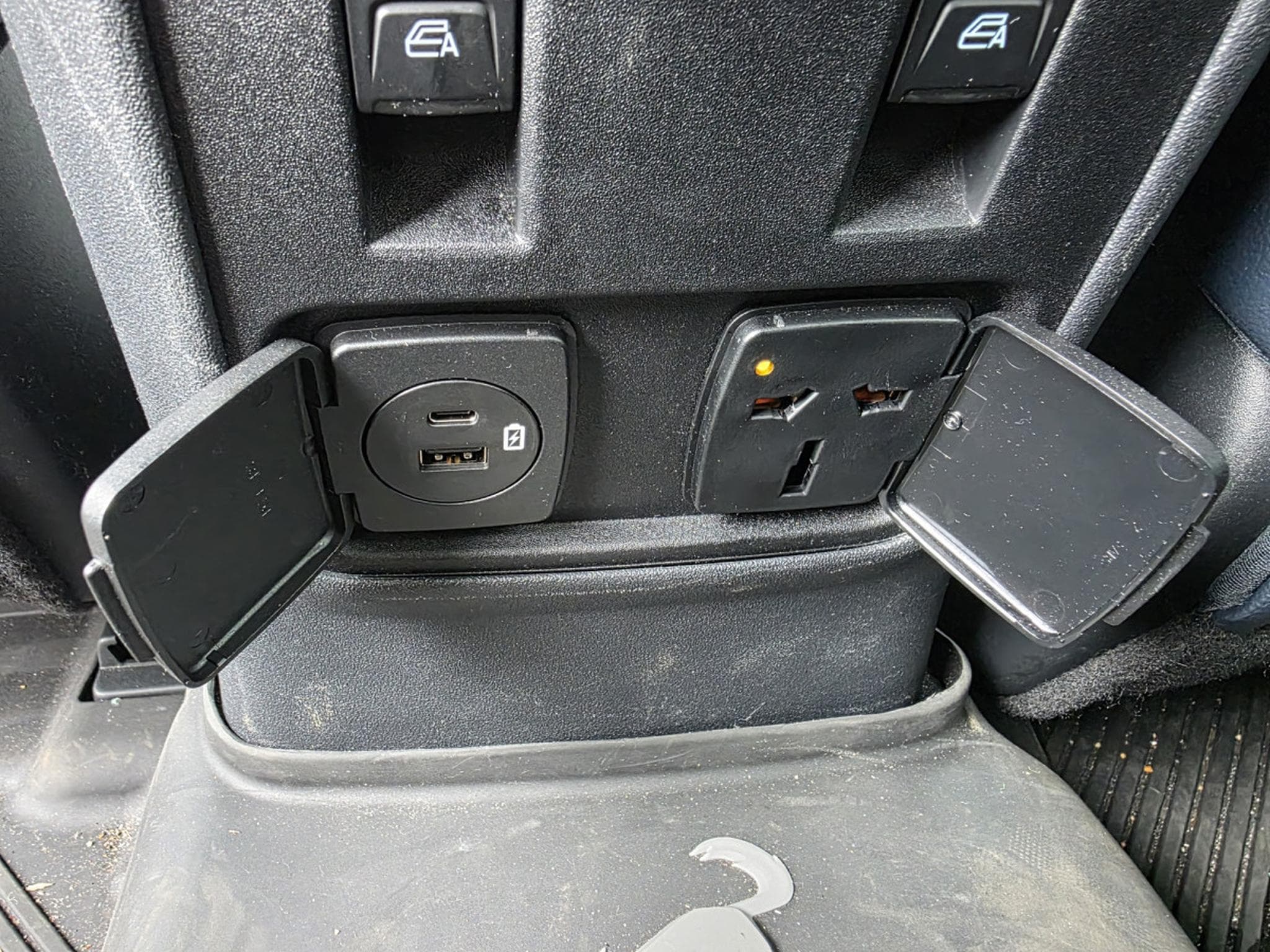 Ford Bronco 2.7i V6 OUTER BANKS BANG OLUFSEN CUIR NAVI (2023) - Photo 6