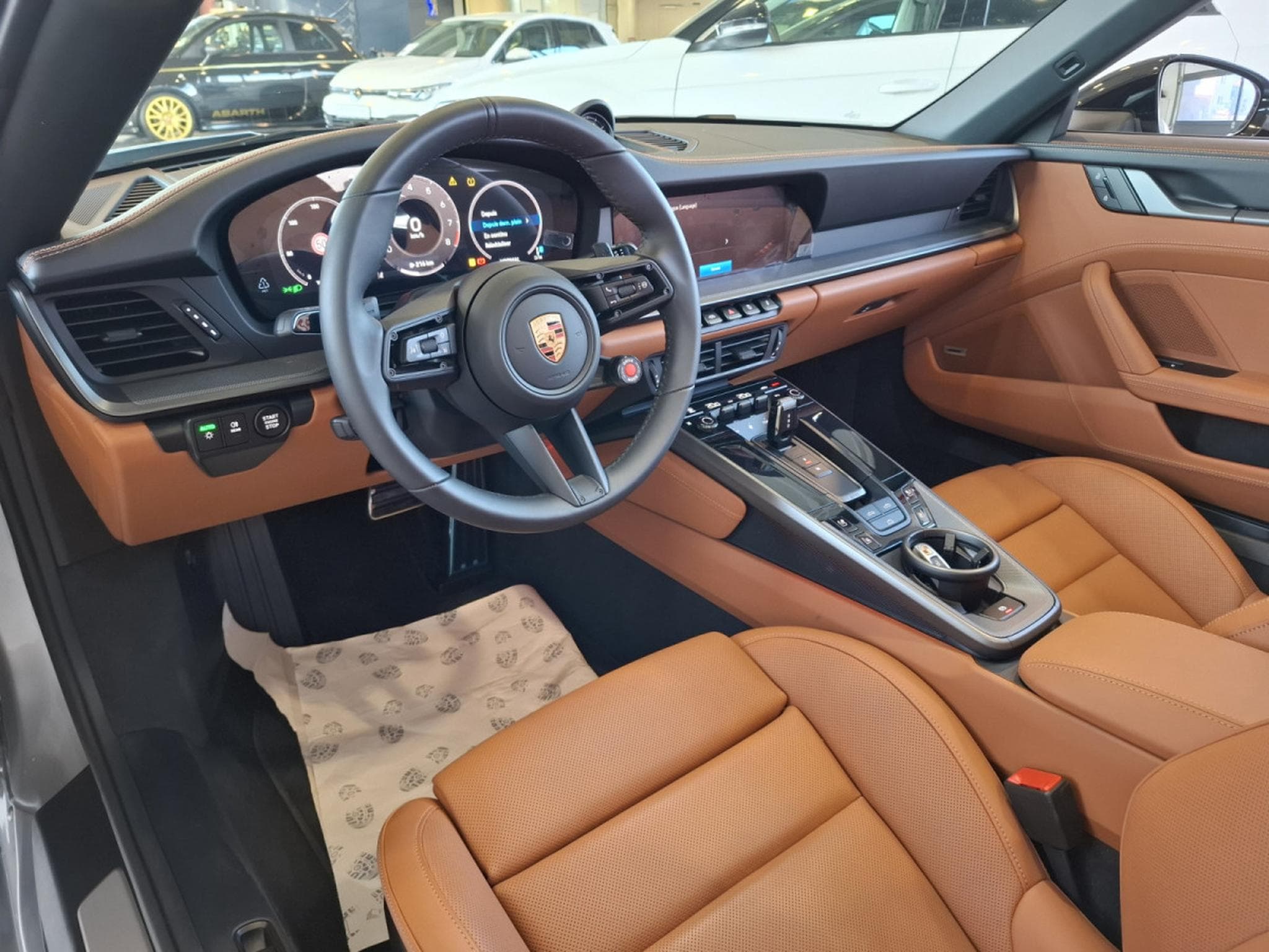 Porsche 911 FACELIFT CARRERA CABRIO PACK CHRONO BOSE CUIR NAVI 1 HAND 36 (2025) - Photo 8