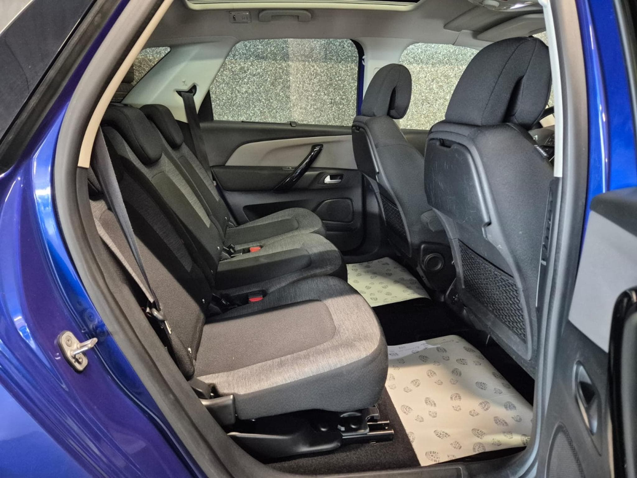 Citroën C4 Picasso 1.6 BLUEHDI 120 PANO LED NAVI (2017) - Photo 19