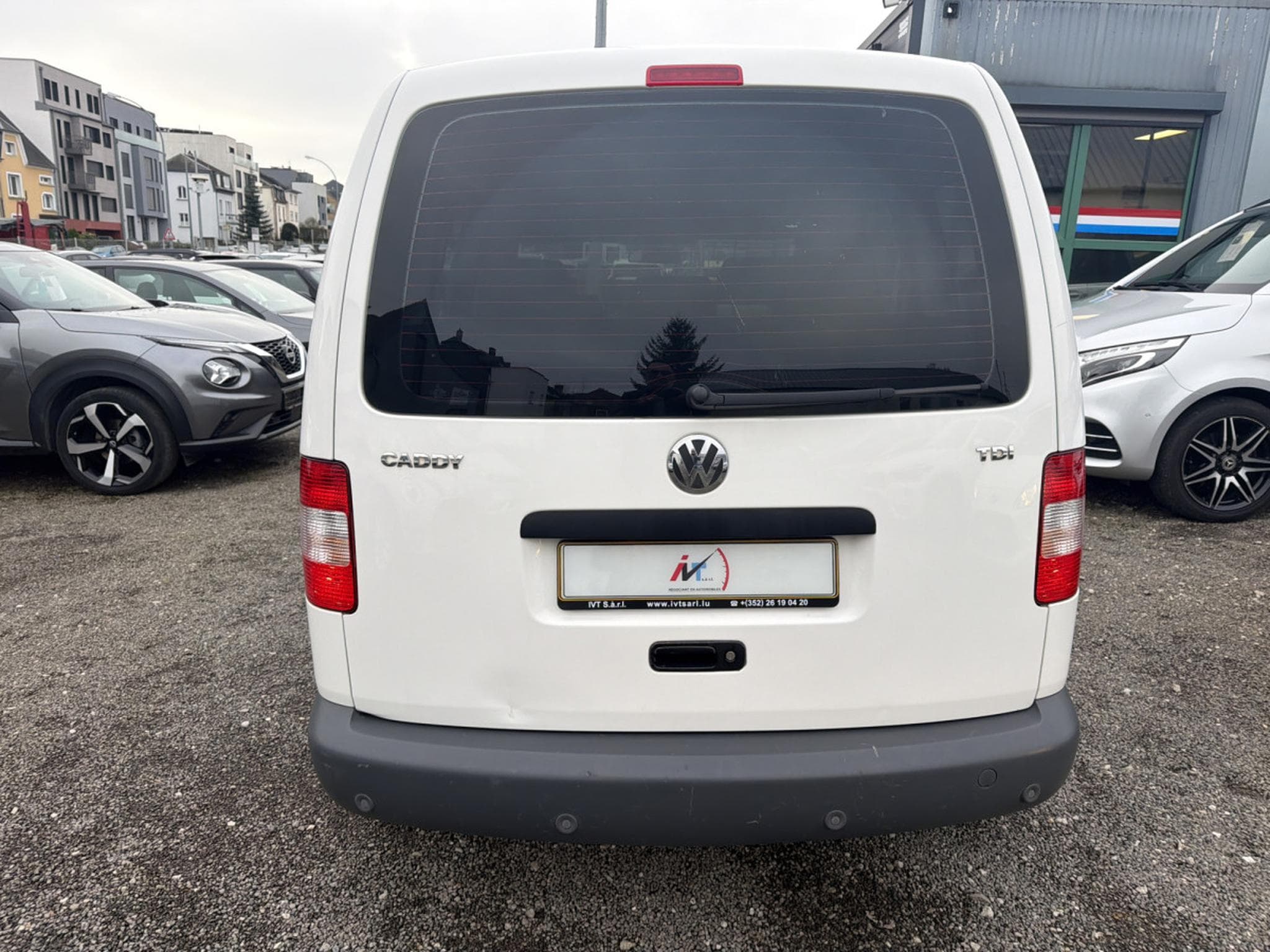 VW Caddy 2.0 TDI 105CV DSG (2009) - Photo 6