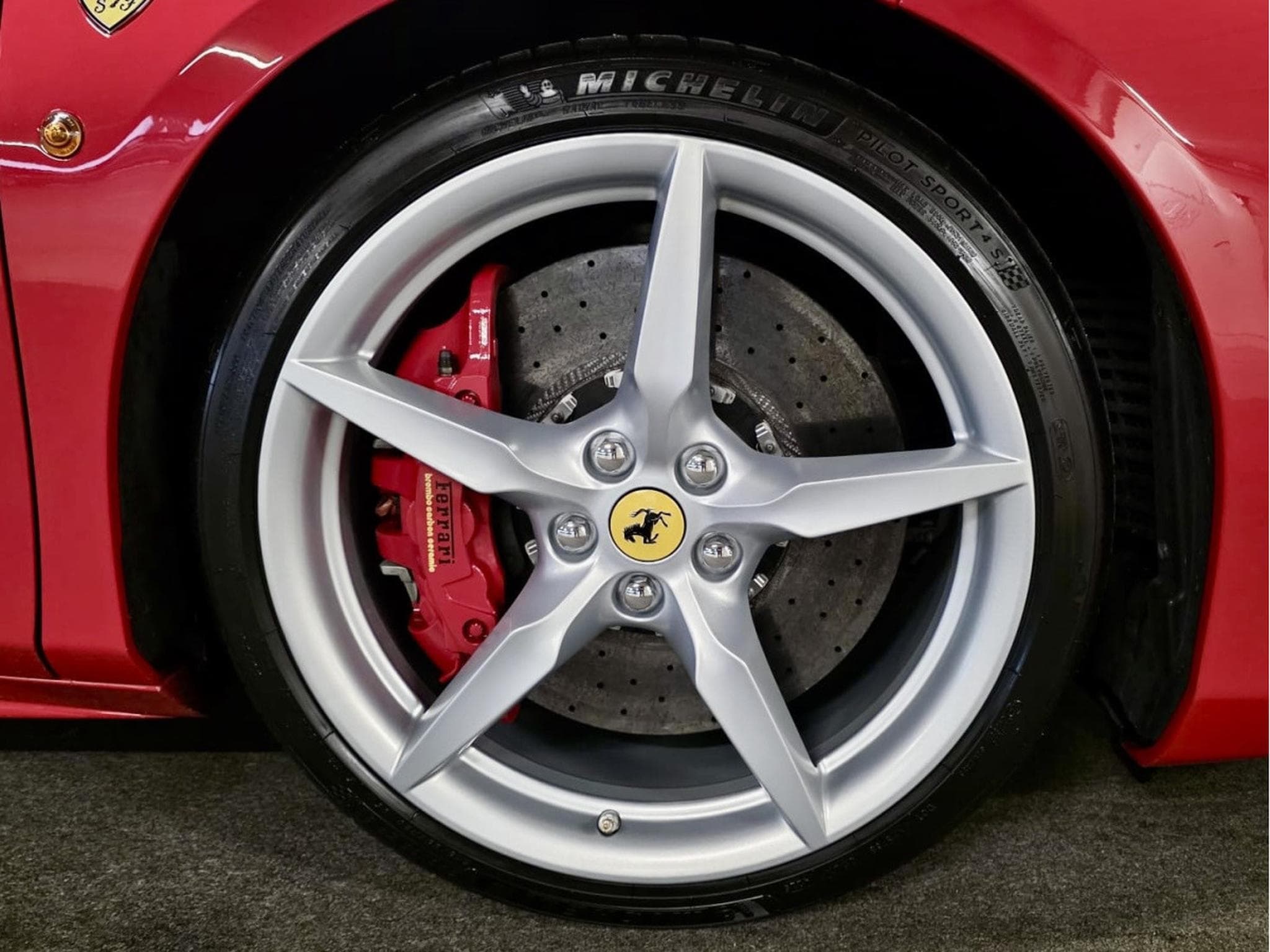 Ferrari 488 GTB LIFT LED CAMERA NAVI (2017) - Photo 14