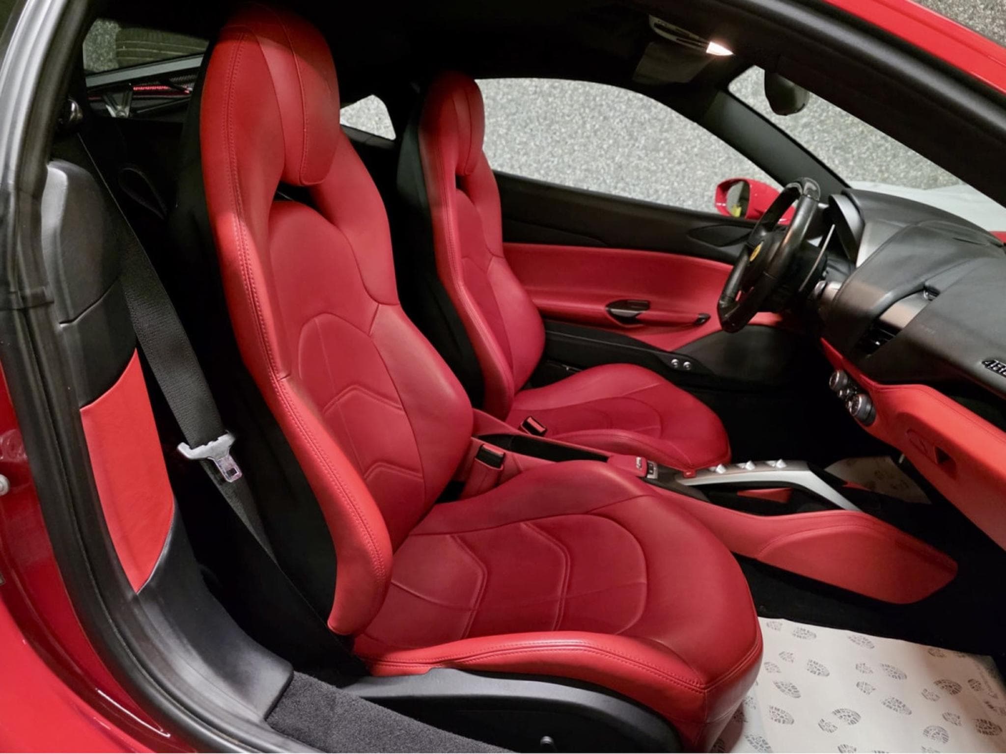 Ferrari 488 GTB LIFT LED CAMERA NAVI (2017) - Photo 5