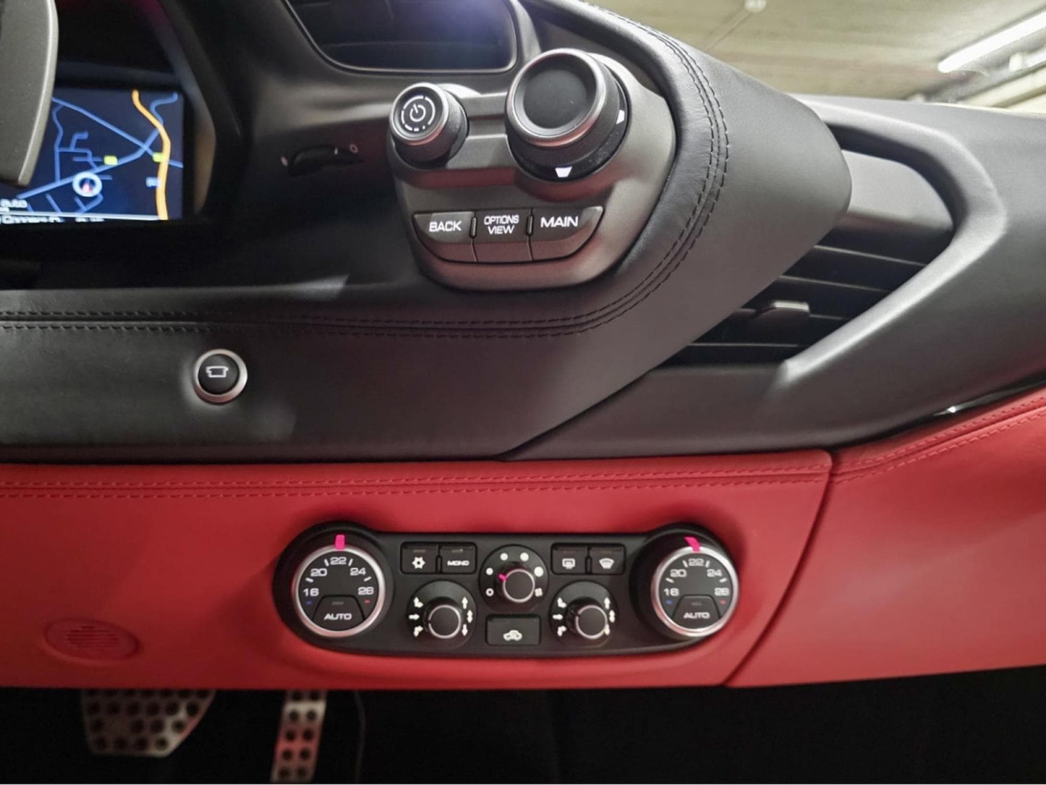Ferrari 488 GTB LIFT LED CAMERA NAVI (2017) - Photo 8