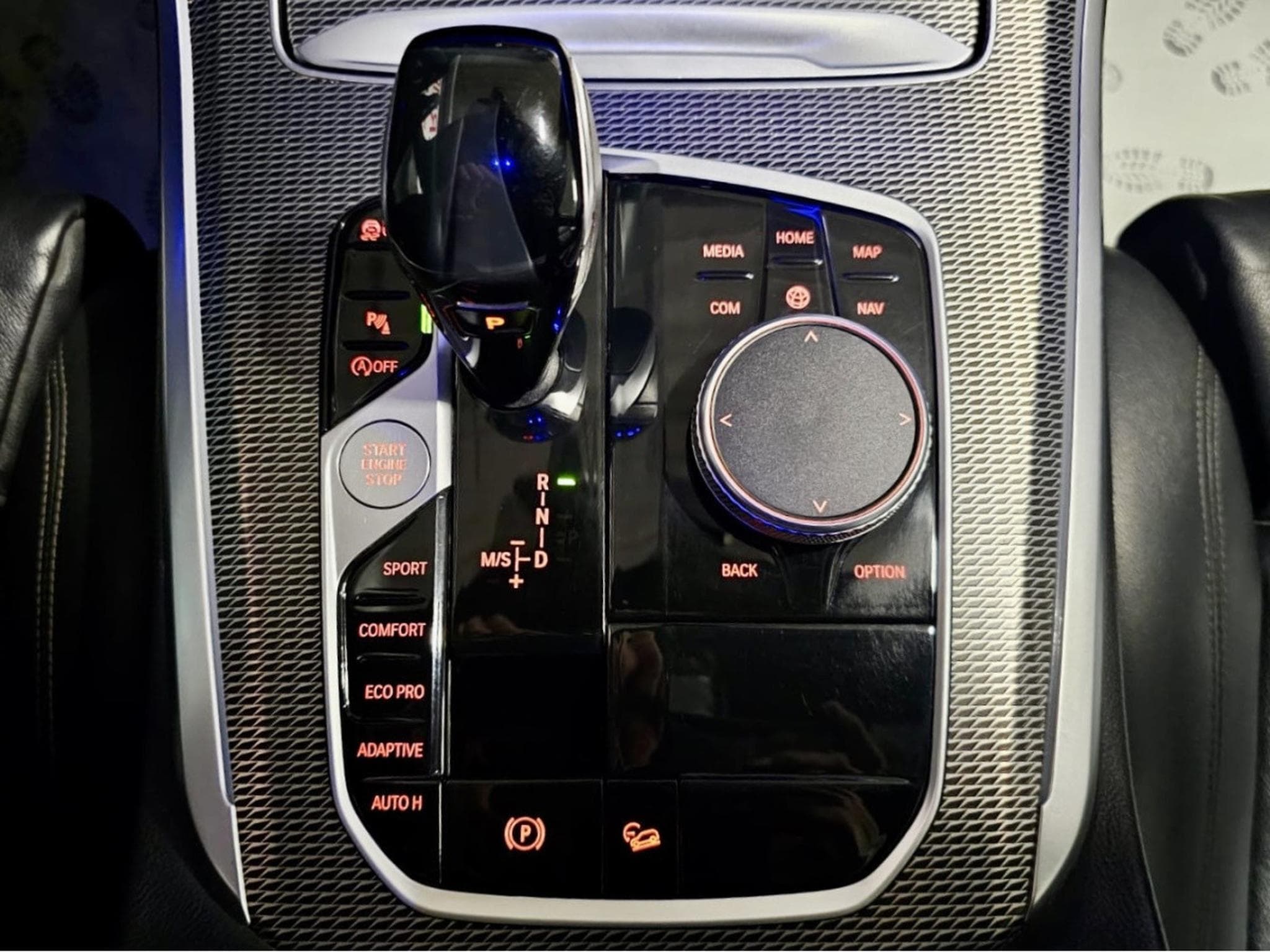 BMW X5 30D XDRIVE M SPORT PAKET HEAD UP CUIR NAVI (2021) - Photo 9