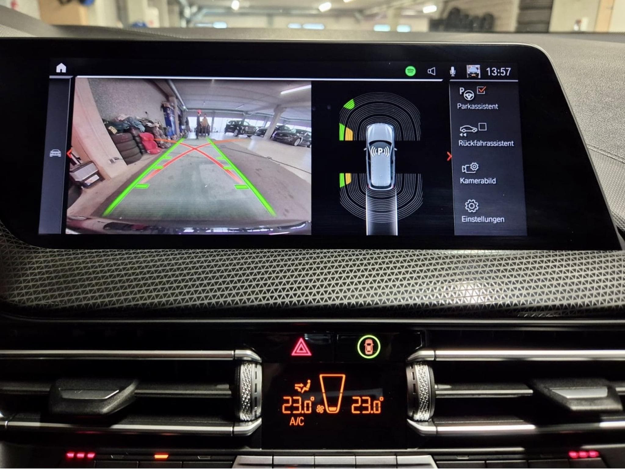 BMW M135 i XDRIVE HEAD UP CUIR LED NAVI (2021) - Photo 8