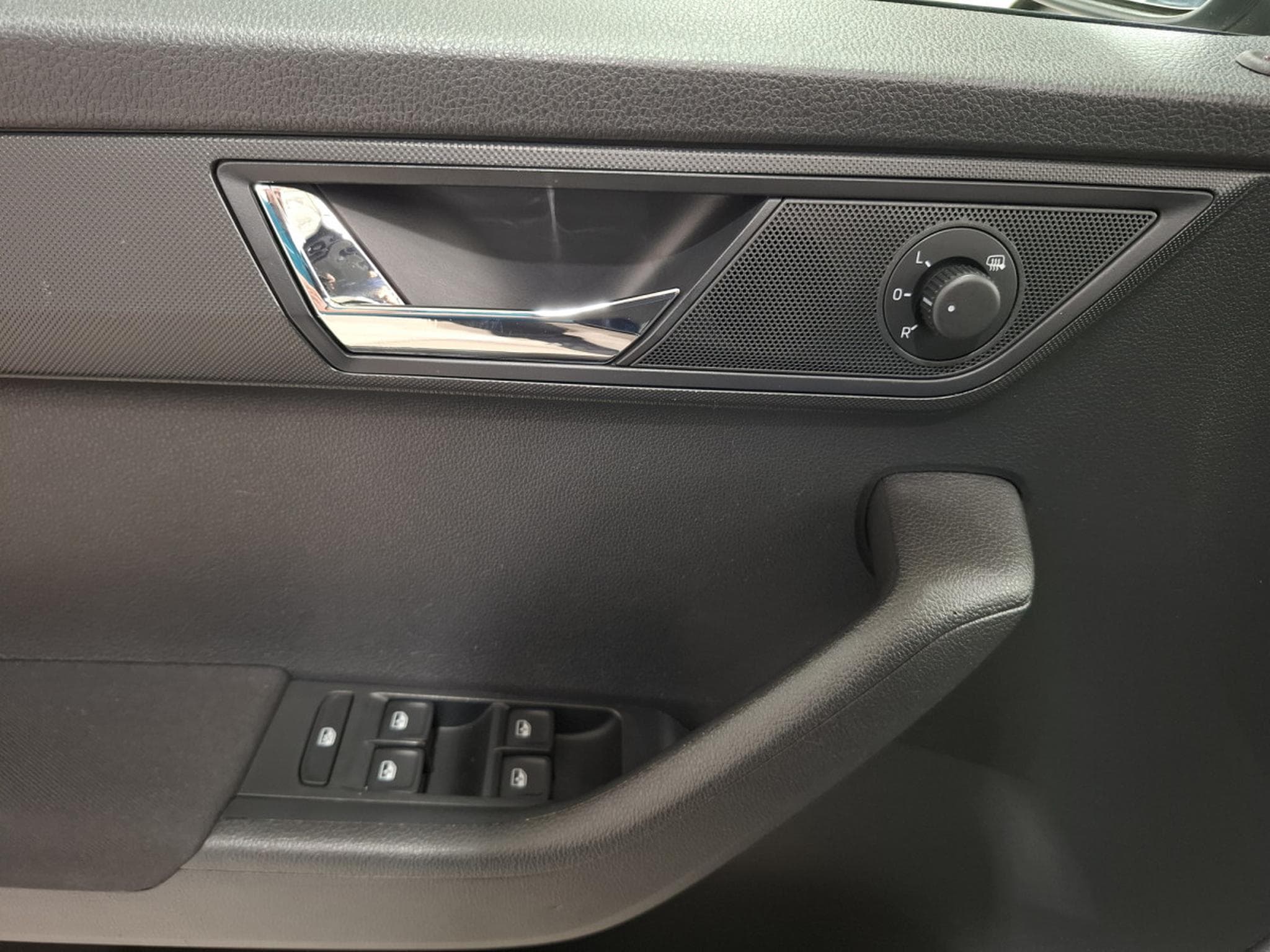 Skoda Fabia 1.2 TSI 110 DSG Style Klimaauto, 58000KM, GARANTIE, ALU 16'' (2016) - Photo 13