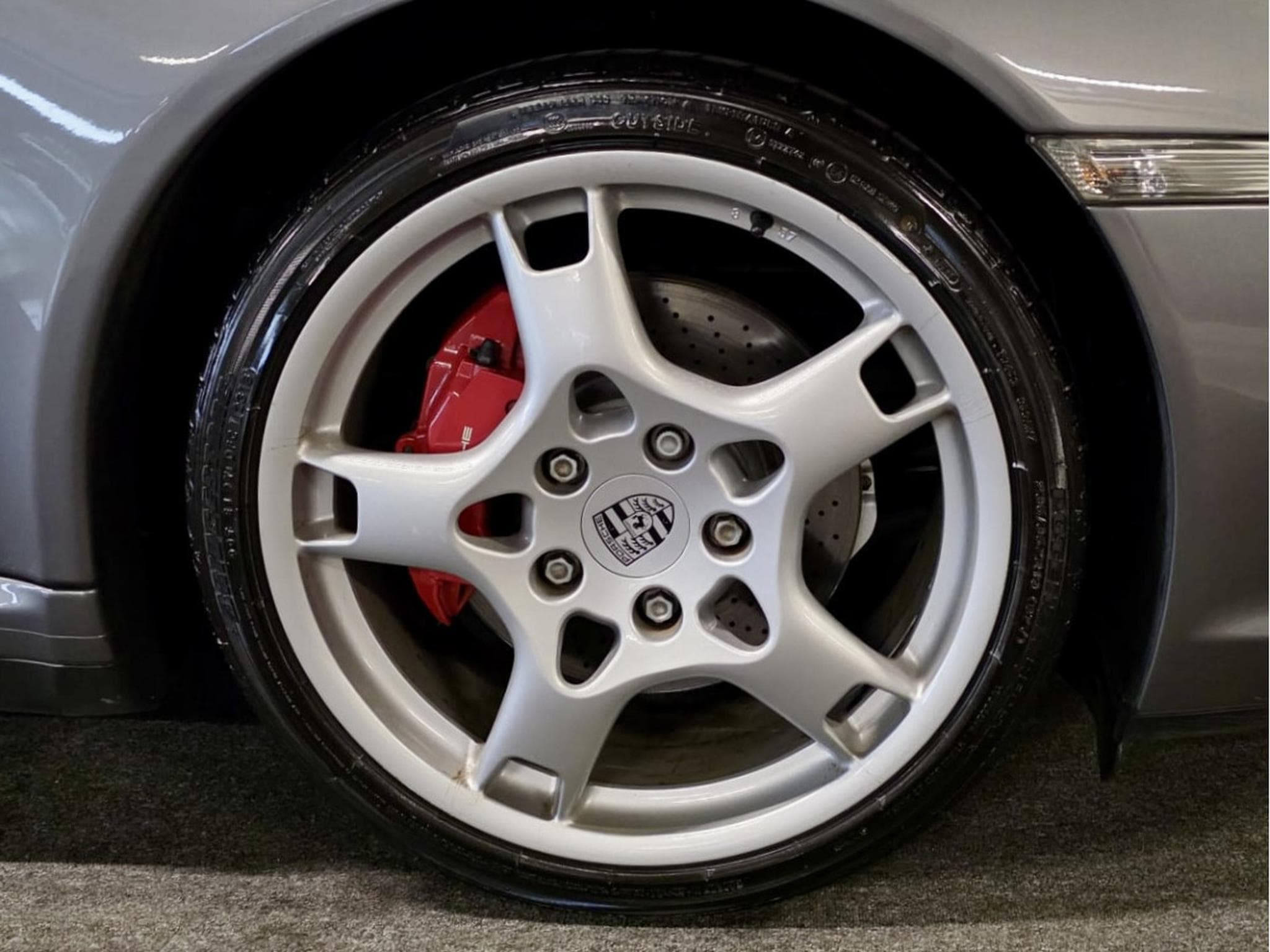 Porsche 911 4 S 3.8 CARRERA  CUIR NAVI Full Historie (2007) - Photo 9