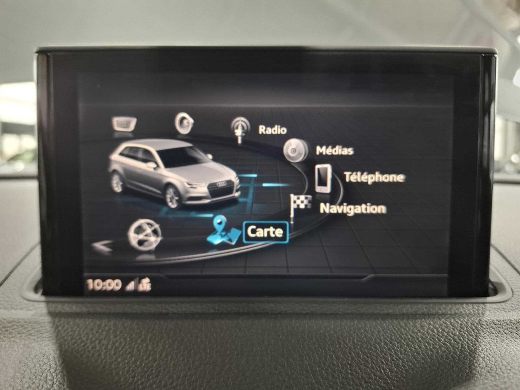 Audi A3 30 TFSI 116 SPORTBACK S-TRONIC DESIGN, CUIR, NAVI, XENON, LE (2017) - Photo 14