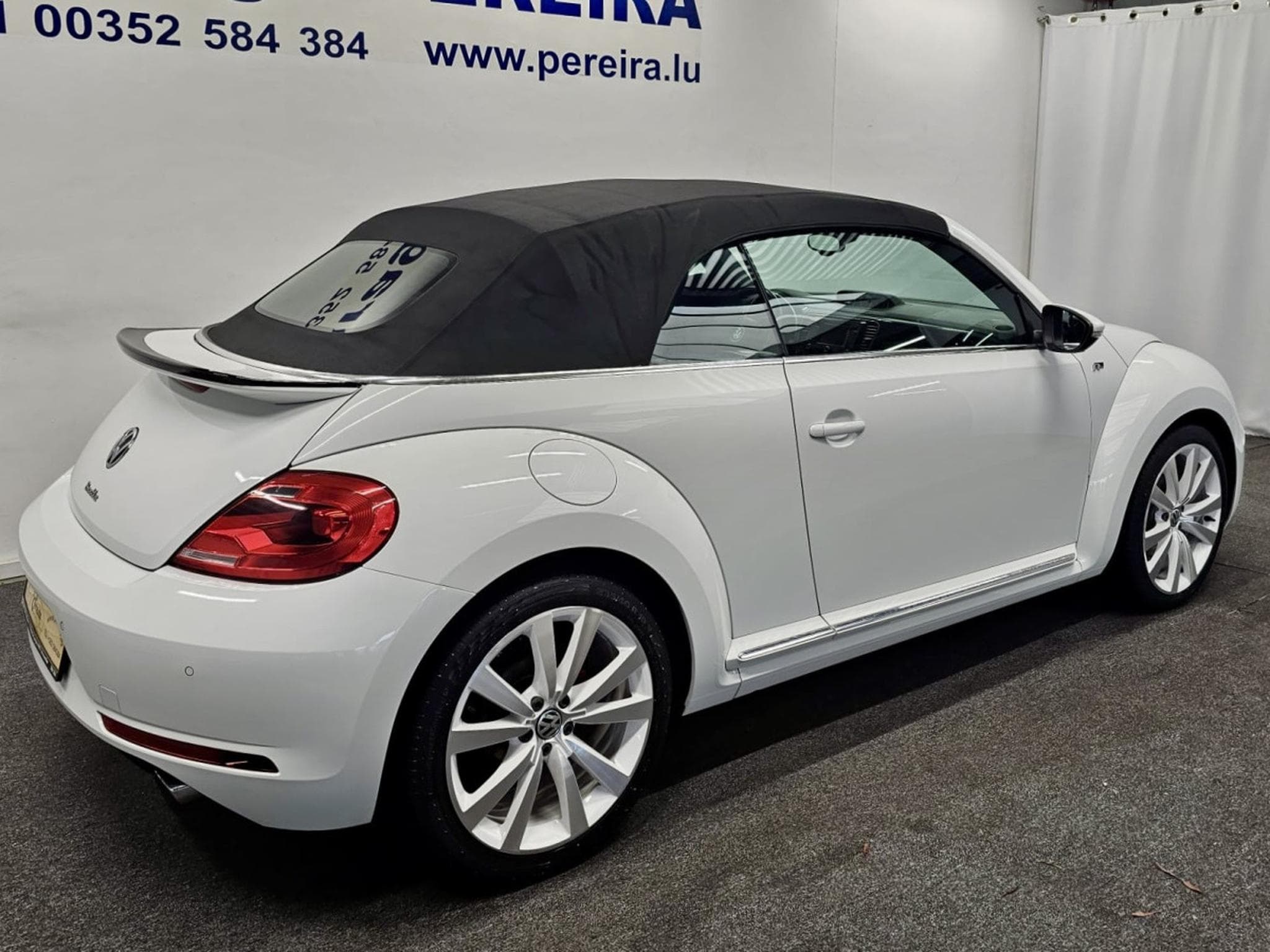 VW Beetle 2.0 TSI 210 DSG CABRIO R-LINE 1. HAND CUIR BI-XENON NAVI (2014) - Photo 4
