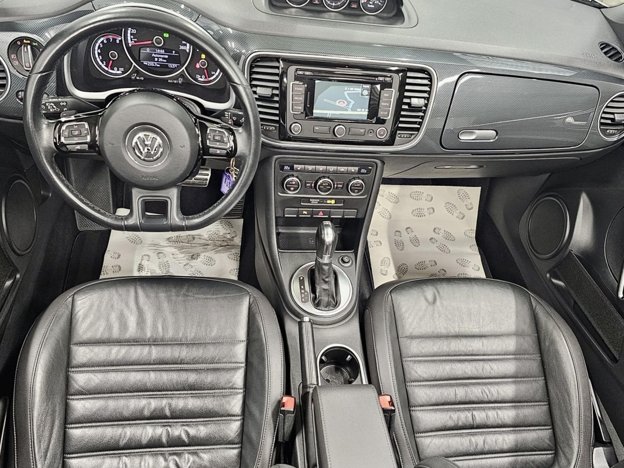 VW Beetle 2.0 TSI 210 DSG CABRIO R-LINE 1. HAND CUIR BI-XENON NAVI (2014) - Photo 8