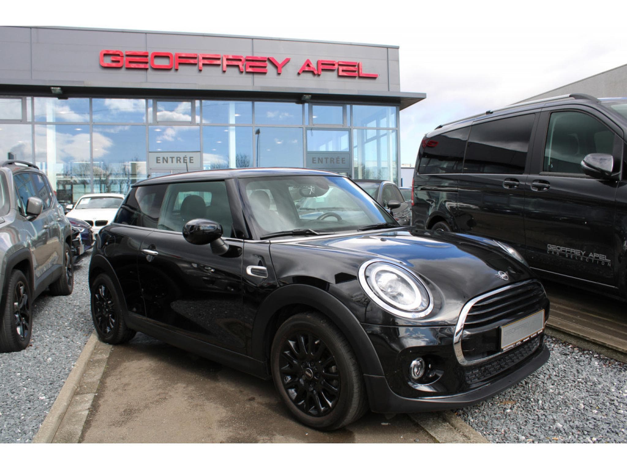 Mini Cooper 1. HAND CUIR BI-XENON NAVI PANO (2020) - Photo 1
