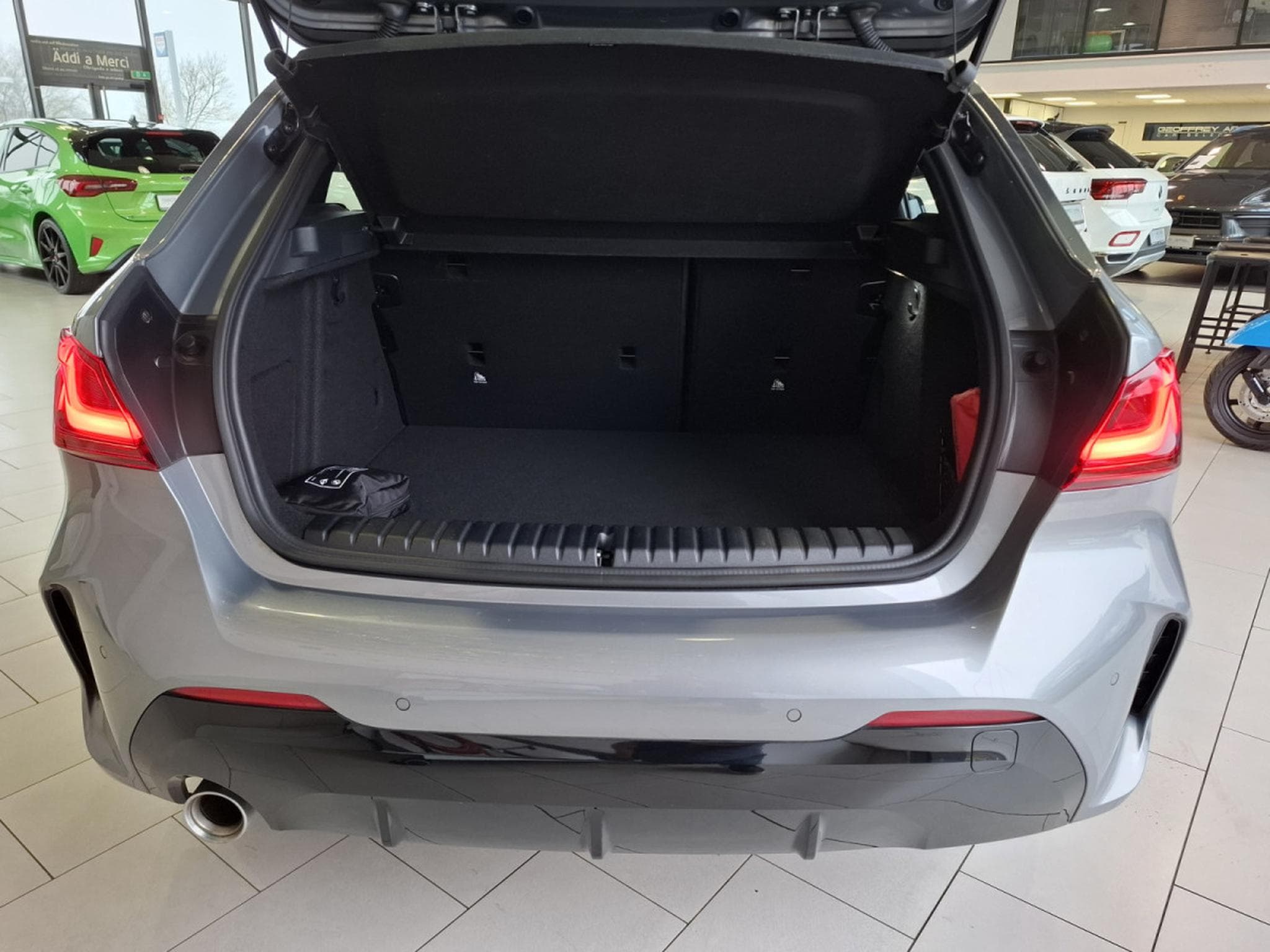 BMW 118 i M SPORT PAKET, 1 HAND, NAVI, LED, COCKPIT DIGITAL, GARANTI (2024) - Photo 17