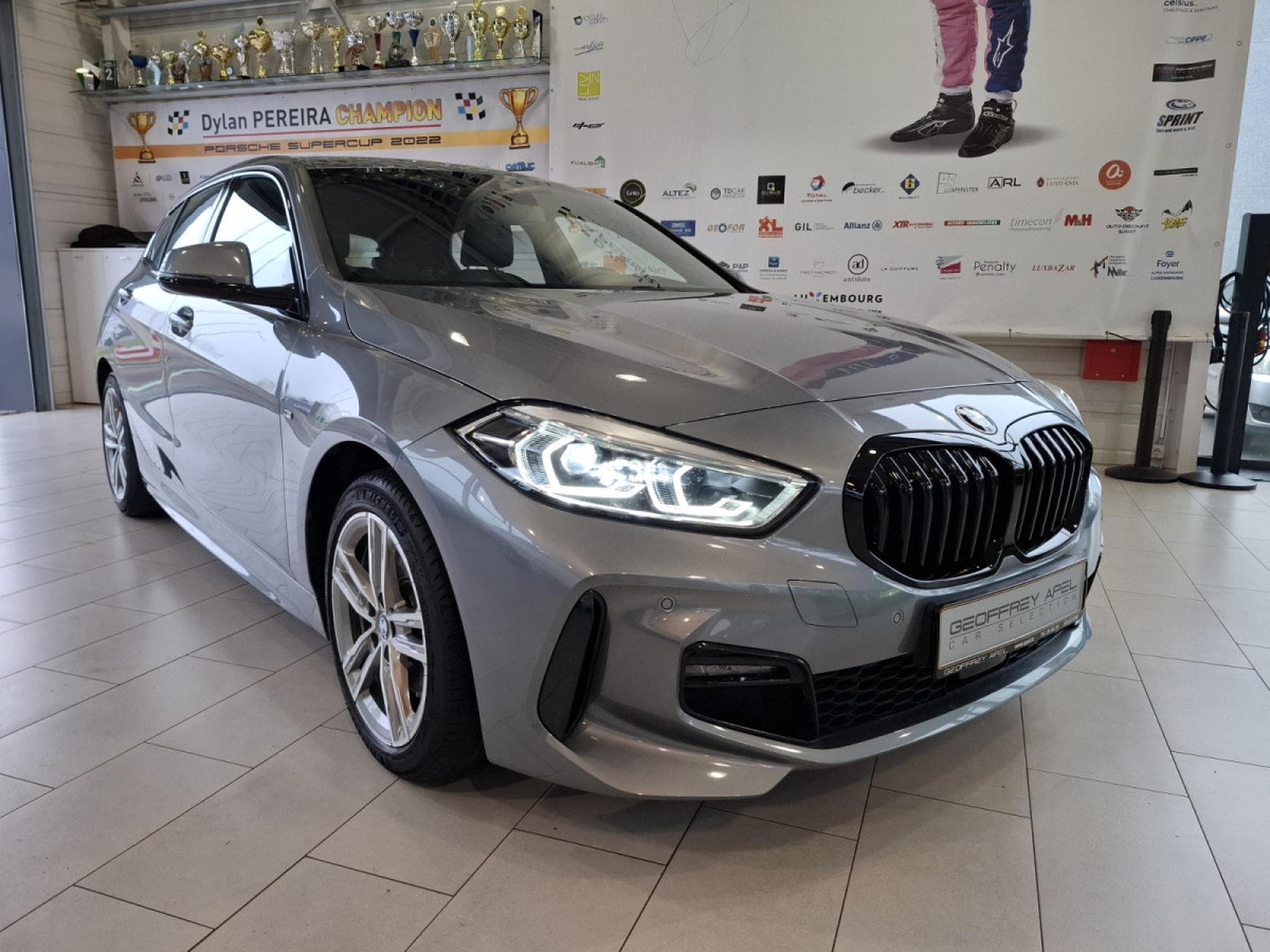 BMW 118 i M SPORT PAKET, 1 HAND, NAVI, LED, COCKPIT DIGITAL, GARANTI (2024) - Photo 4