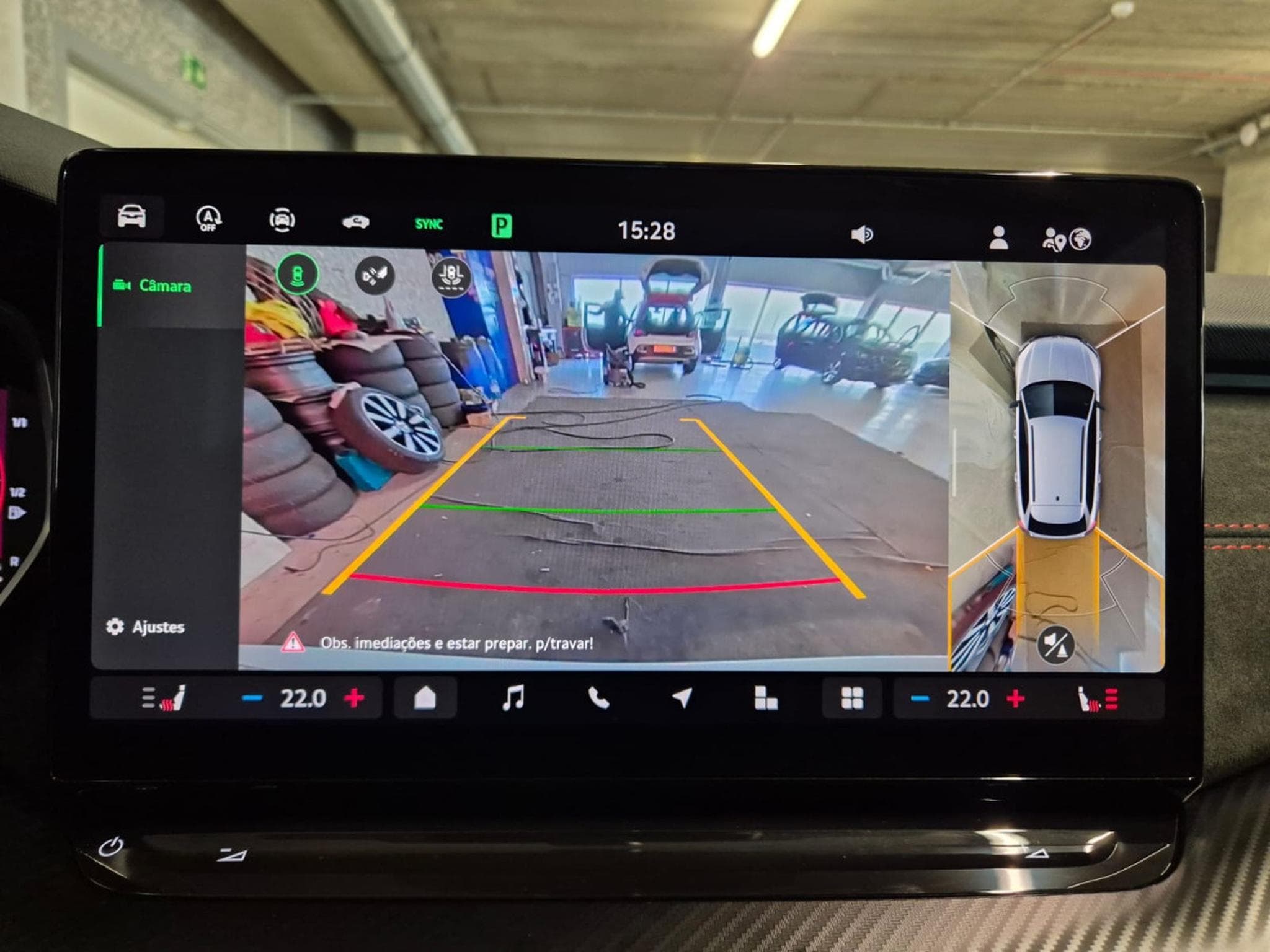 Skoda Octavia COMBI 2.0 TSI 265 RS DSG CANTON PANO CUIR NAVI (2026) - Photo 12