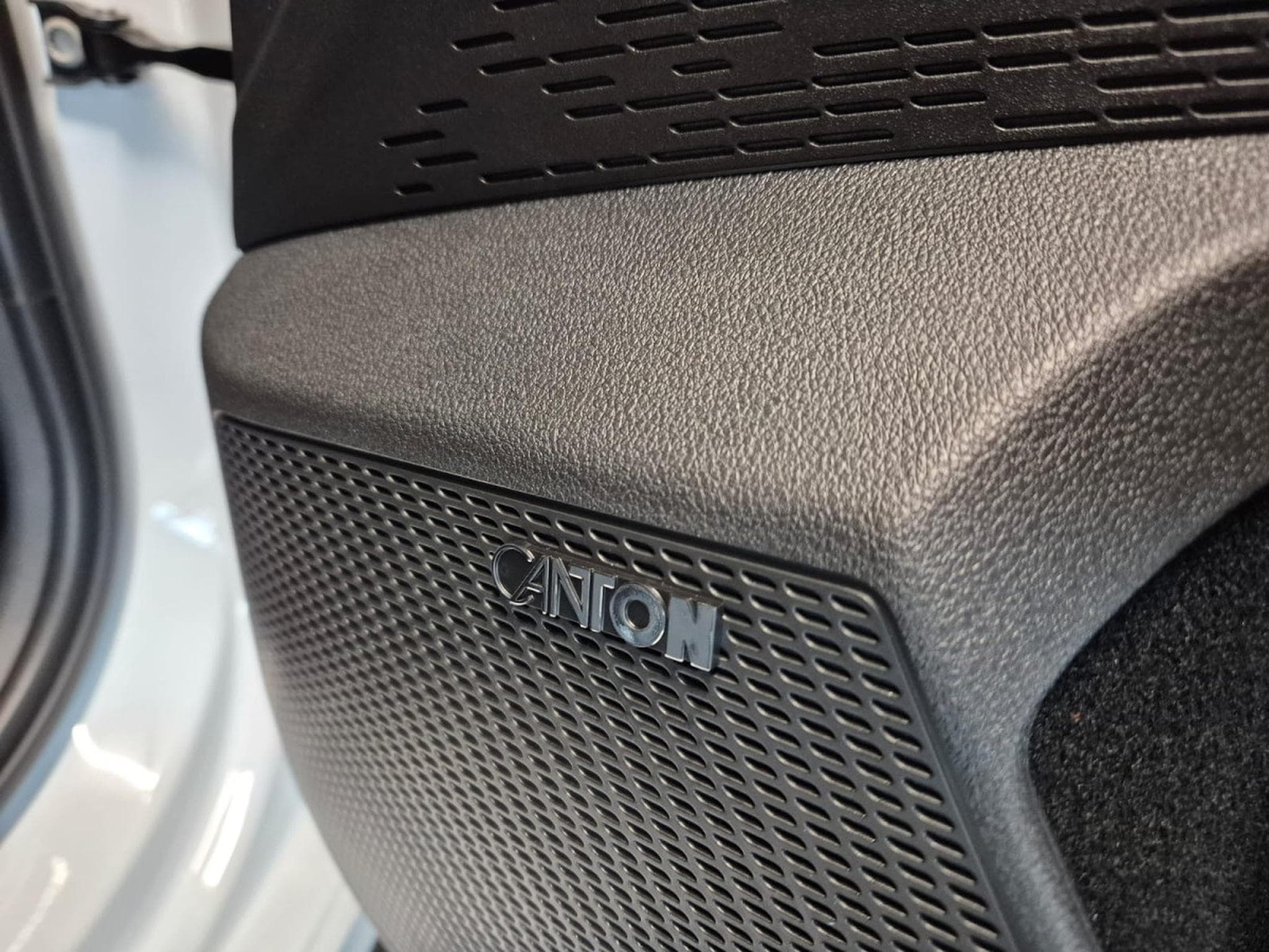 Skoda Octavia COMBI 2.0 TSI 265 RS DSG CANTON PANO CUIR NAVI (2026) - Photo 21