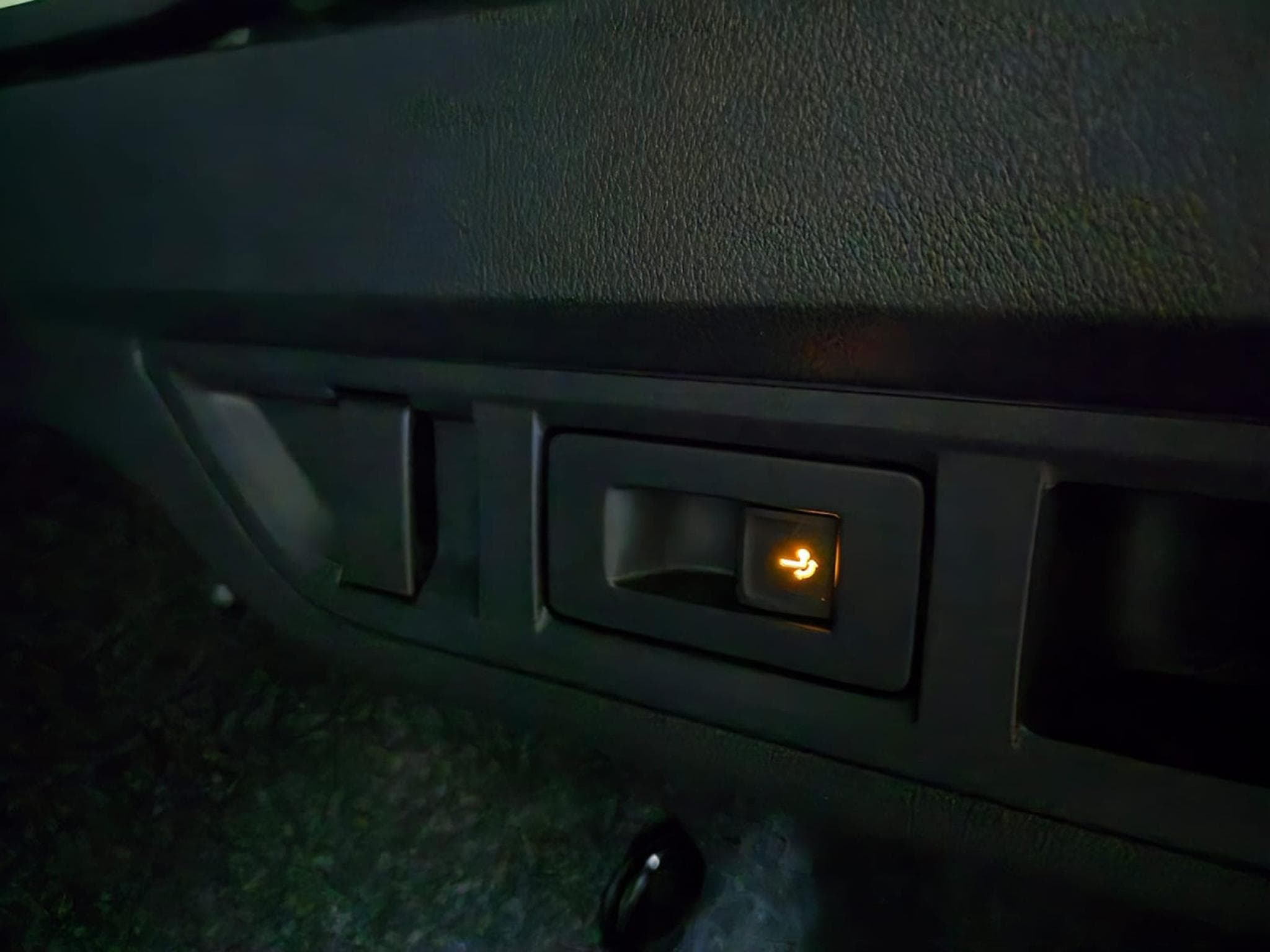 Skoda Octavia COMBI 2.0 TSI 265 RS DSG CANTON PANO CUIR NAVI (2026) - Photo 22