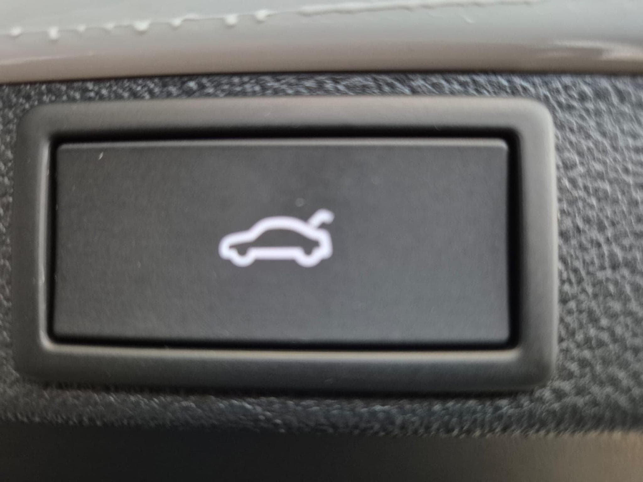 Skoda Octavia COMBI 2.0 TSI 265 RS DSG CANTON PANO CUIR NAVI (2026) - Photo 23