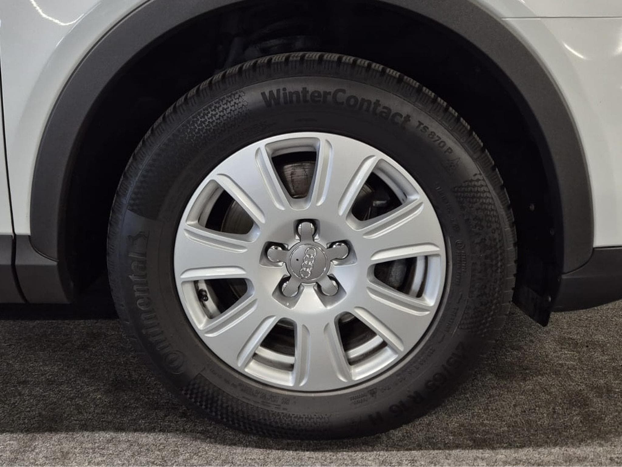 Audi Q3 2.0 TDI 150 BI-XENON NAVI (2015) - Photo 11