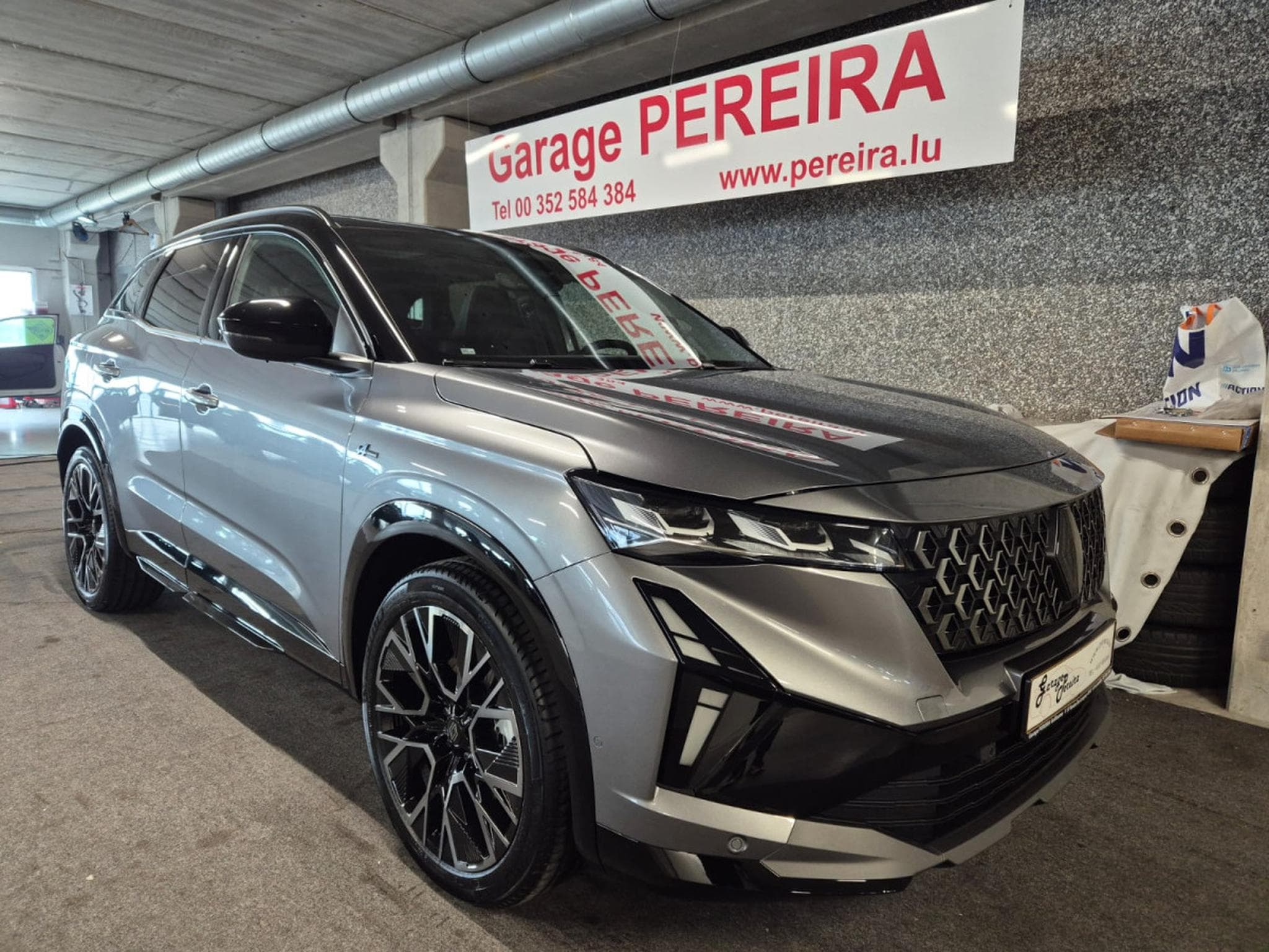 Renault Austral HYBRID E-TECH ESPRIT ALPINE FULL PANO NAVI (2026) - Photo 1