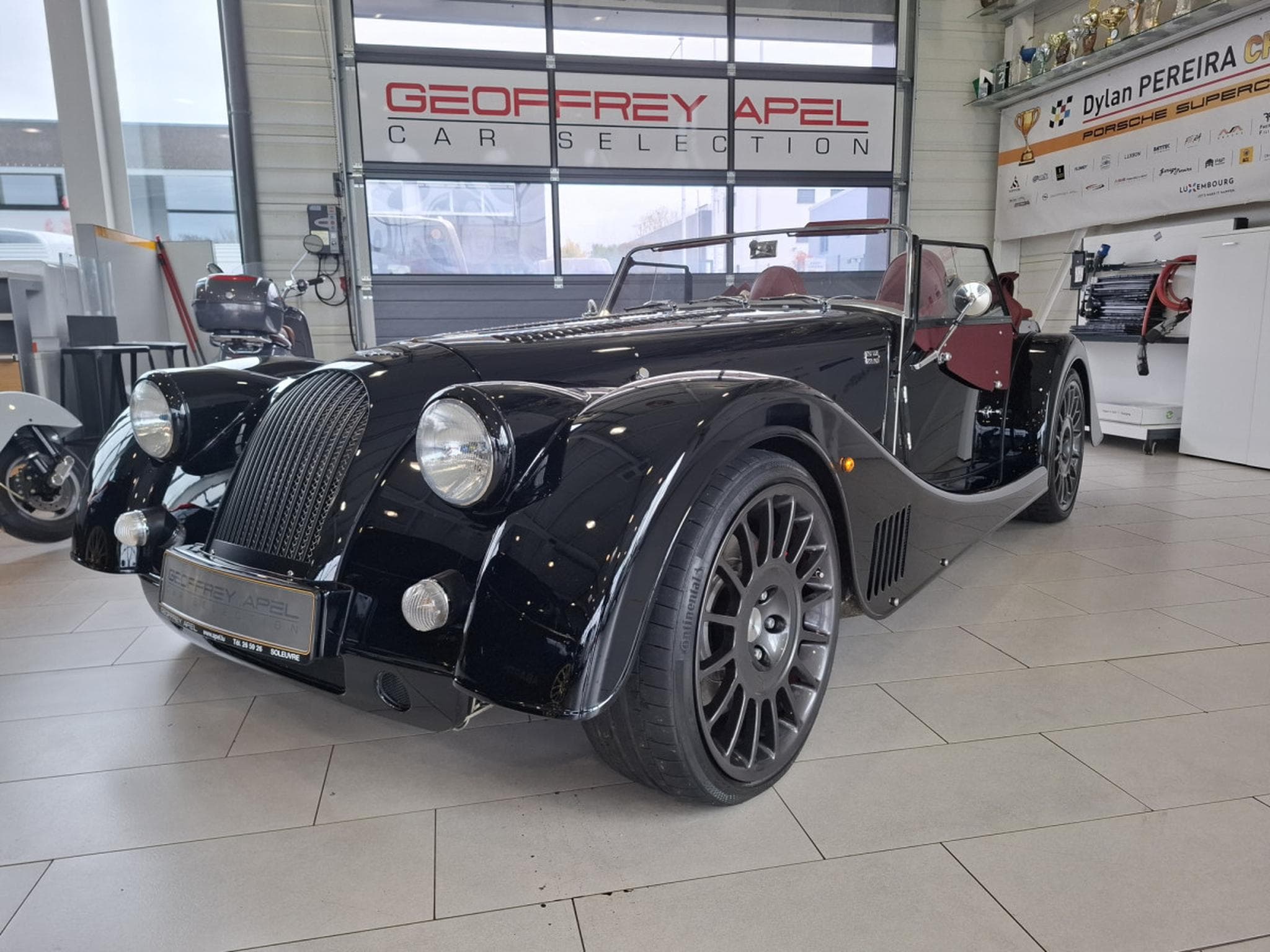 Morgan Plus 8 SPORT BLACK 4.8 V8 BMW 367HP, 1 HAND (2017) - Photo 11