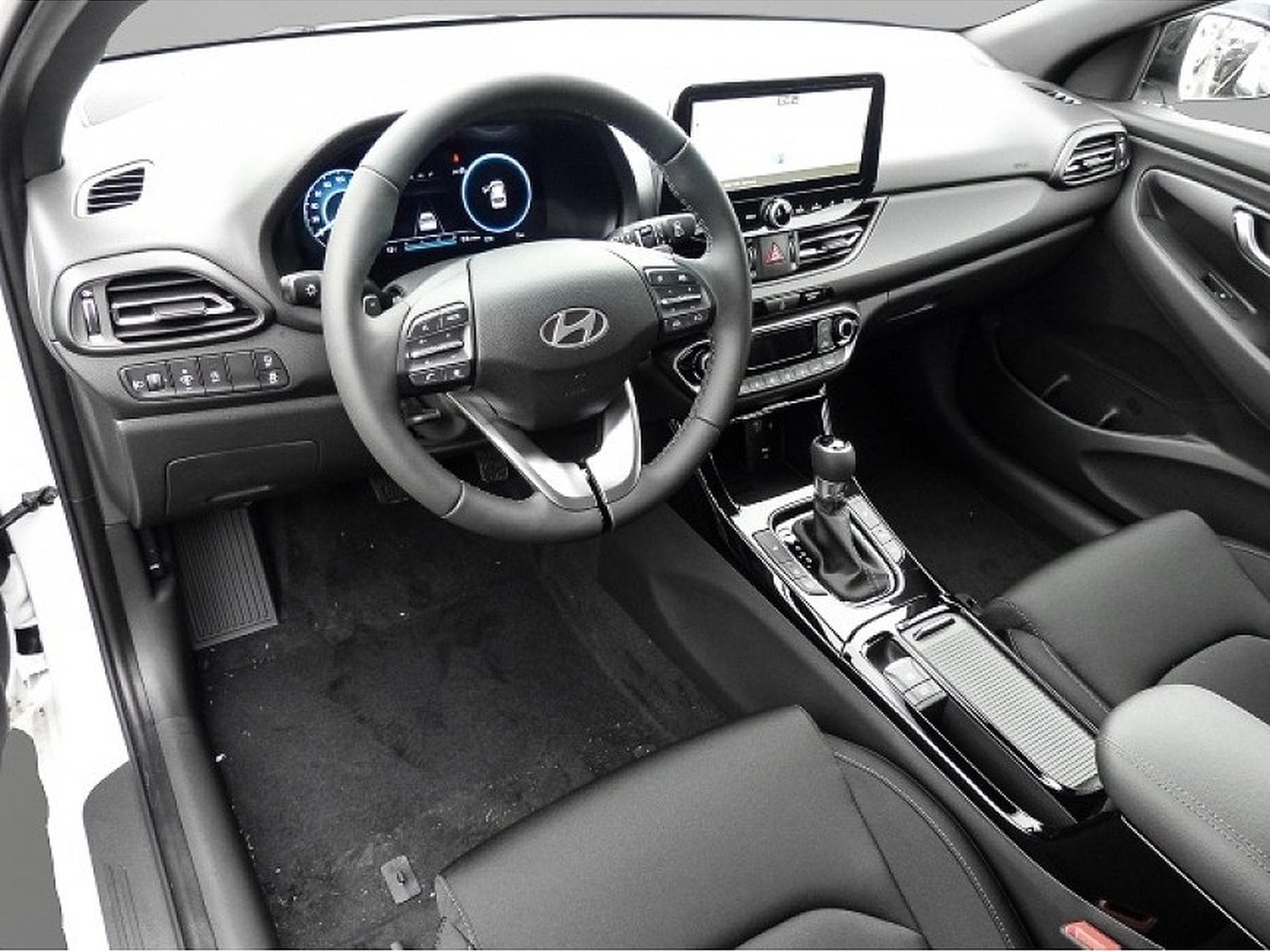 Hyundai i30 (2024) - Photo 4