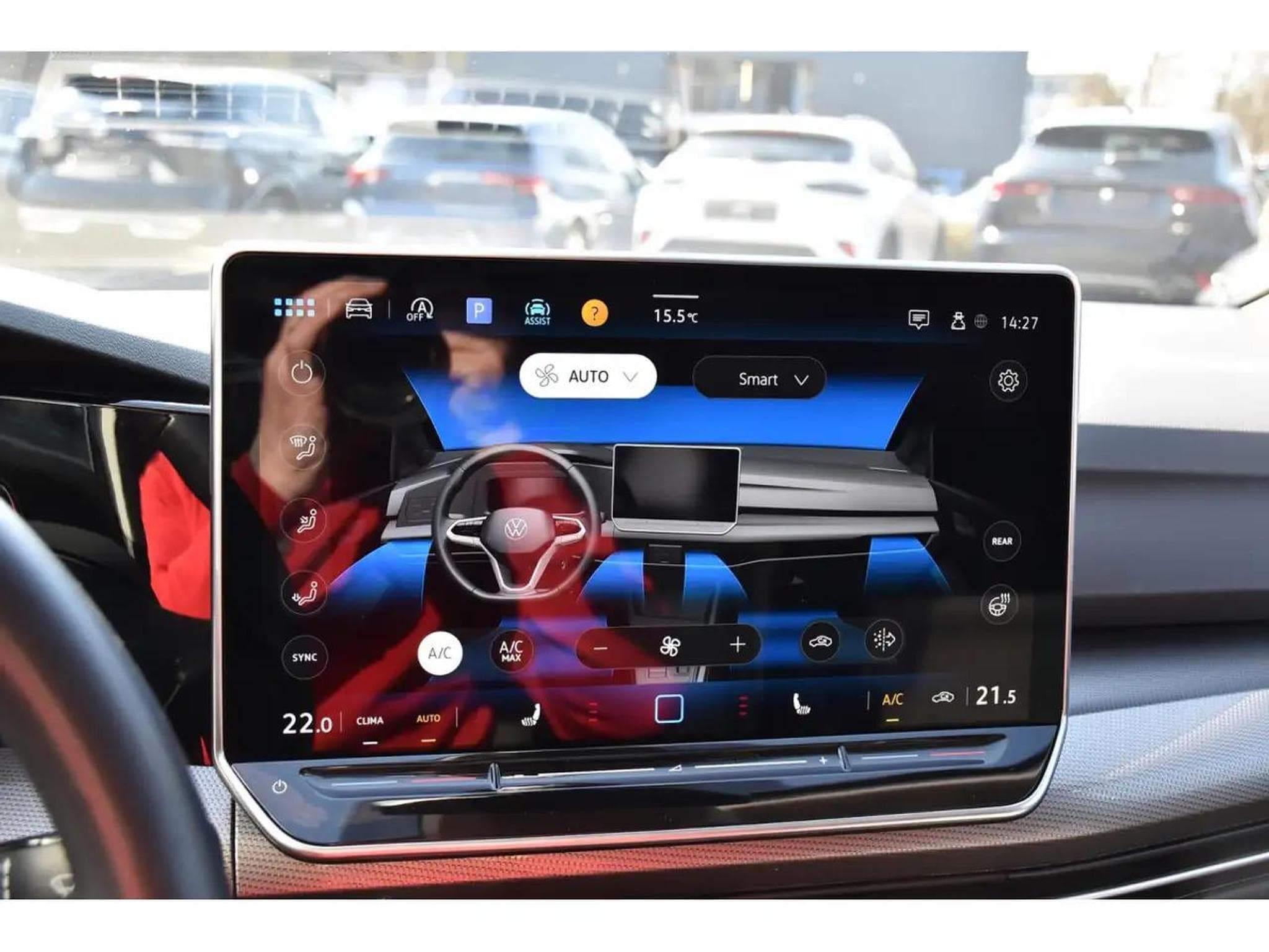 VW Golf (2024) - Photo 18