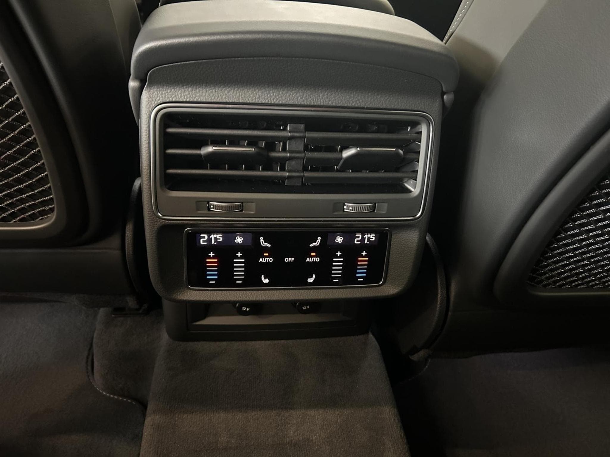 Audi Q7 S line (2026) - Photo 13