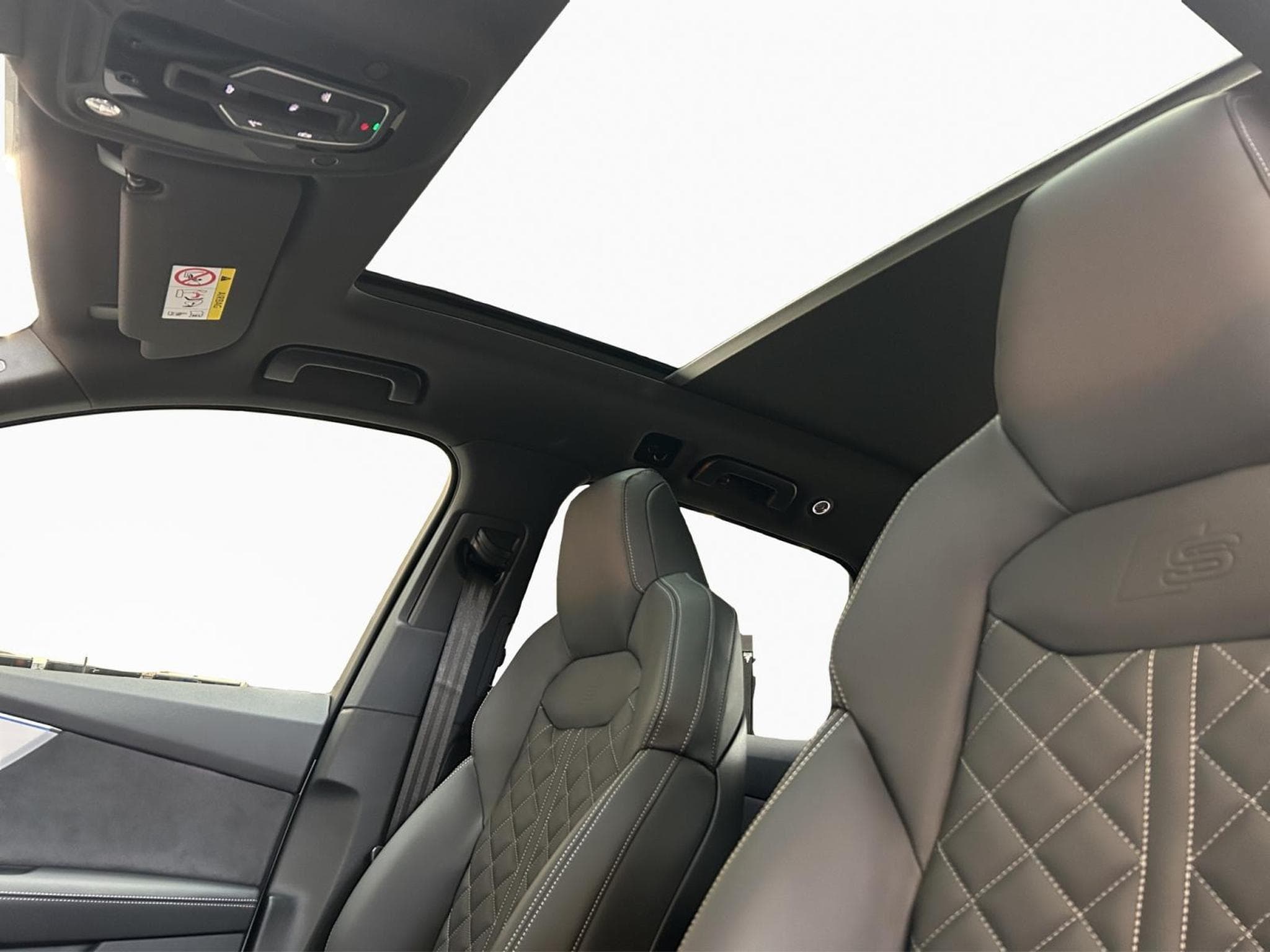 Audi Q7 S line (2026) - Photo 15