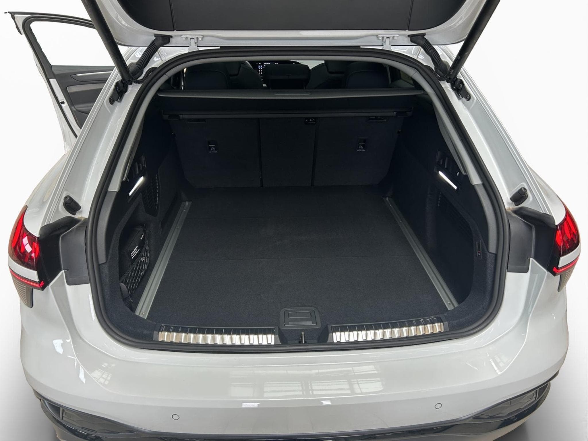 Audi A6 Avant TDI quattro S tronic (2026) - Foto 17