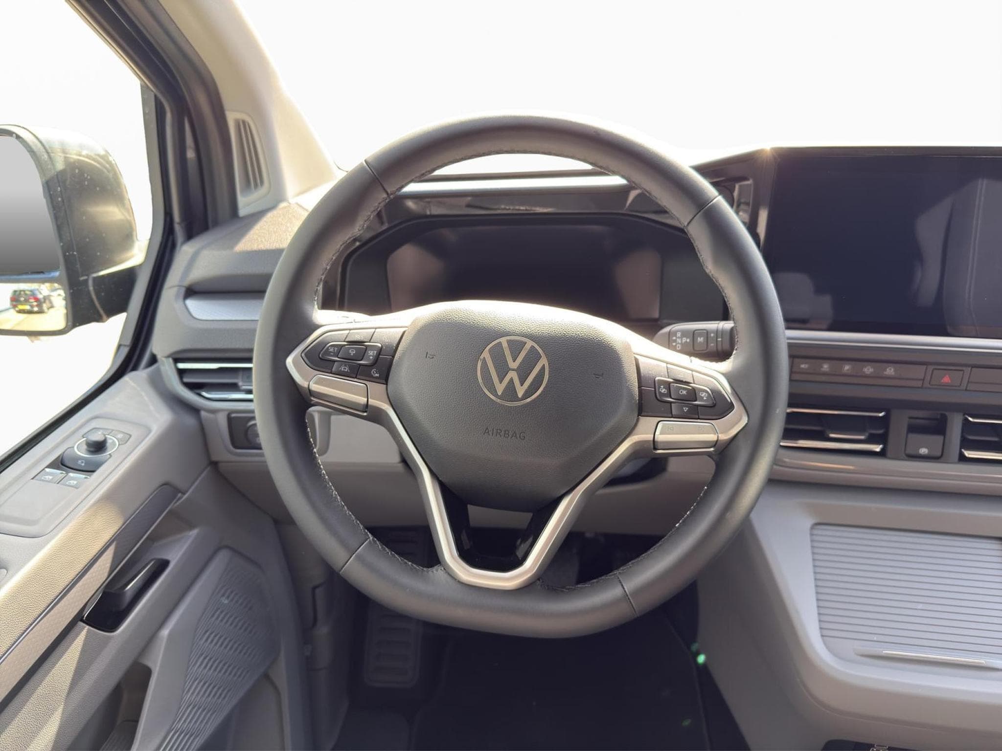 VW T7 Style KR (2026) - Photo 10