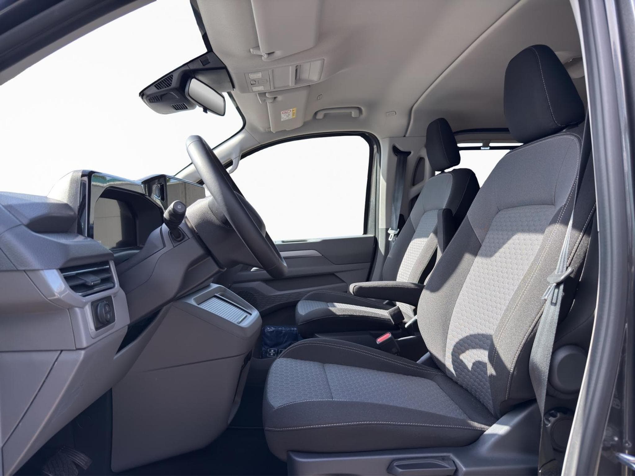 VW T7 Style KR (2026) - Photo 2