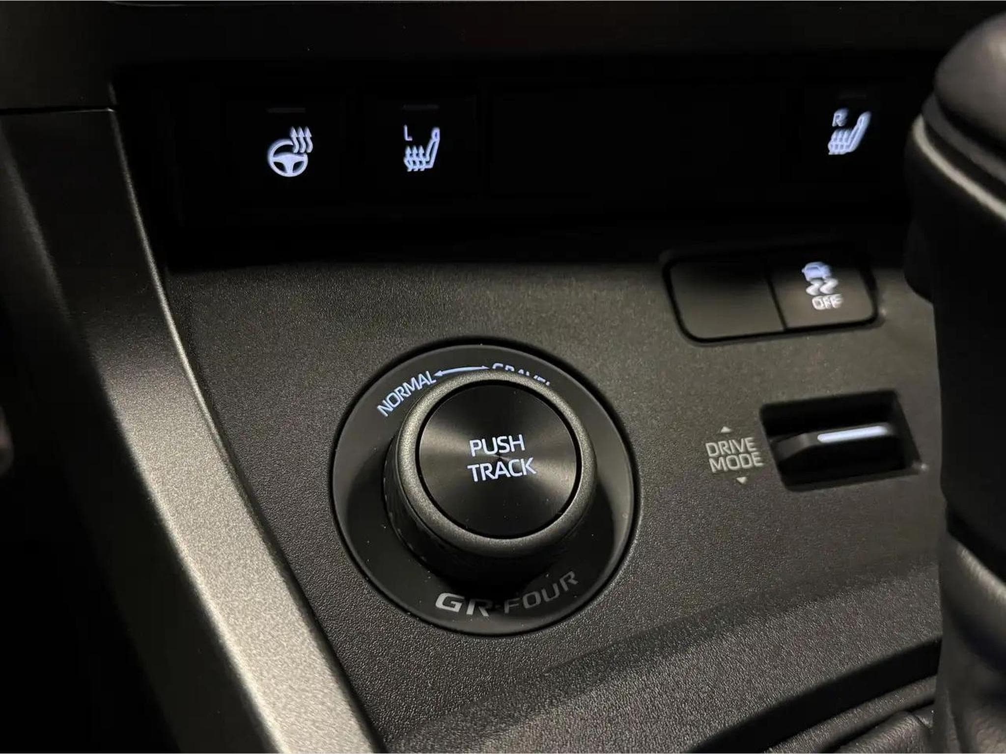 Toyota Yaris (2025) - Photo 16