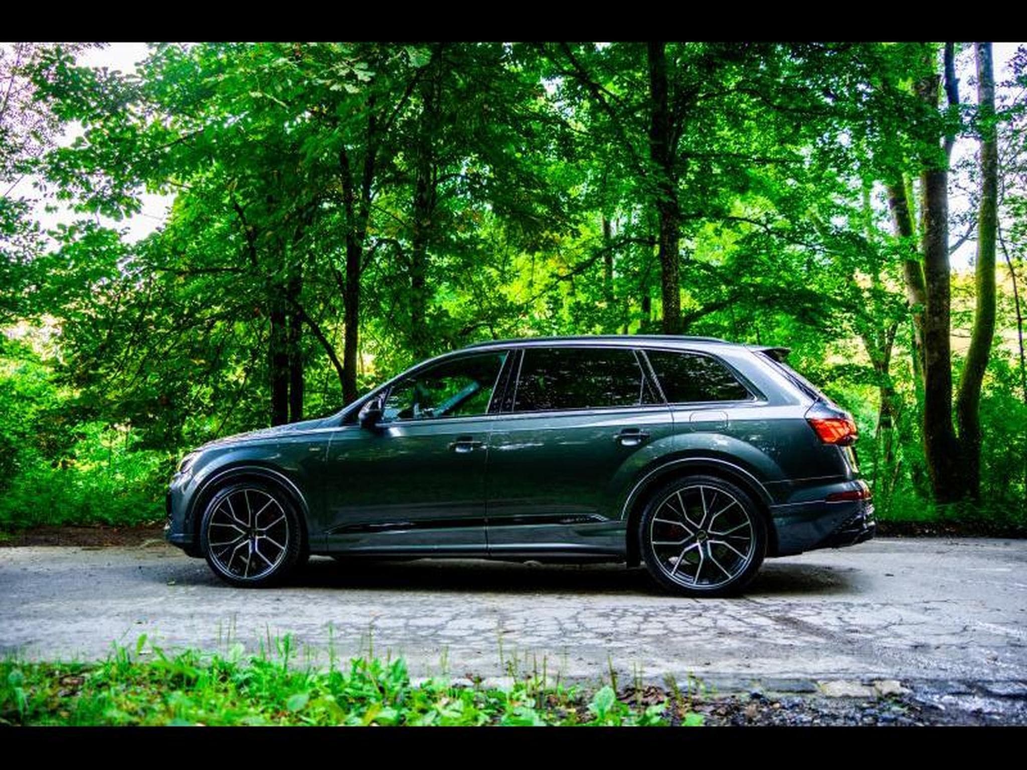 Audi Q7 60 TFSIe S LINE Facelift / PHEV (2025) - Photo 15