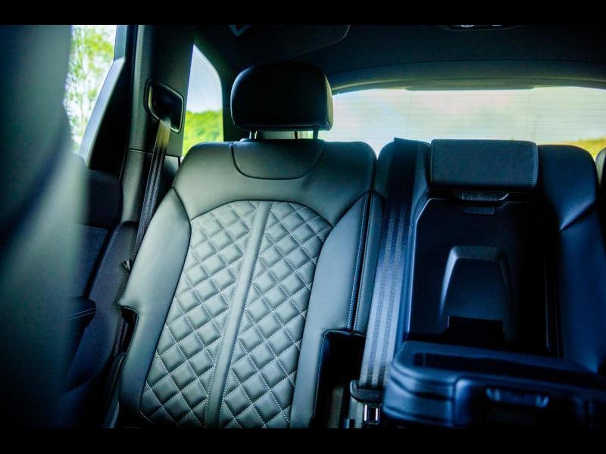 Audi Q7 60 TFSIe S LINE Facelift / PHEV (2025) - Photo 38