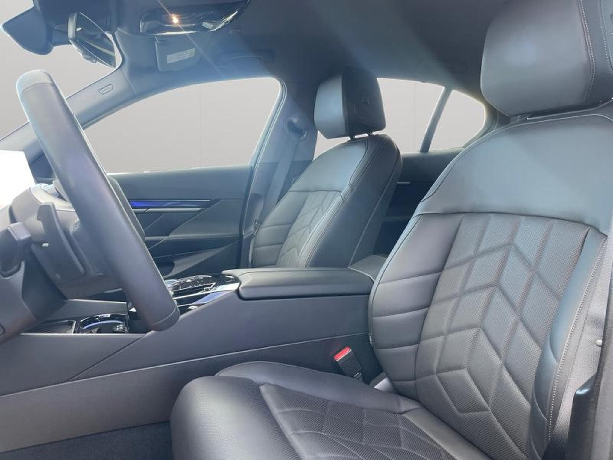 BMW 530 e Luxury / Hybride (2024) - Photo 12