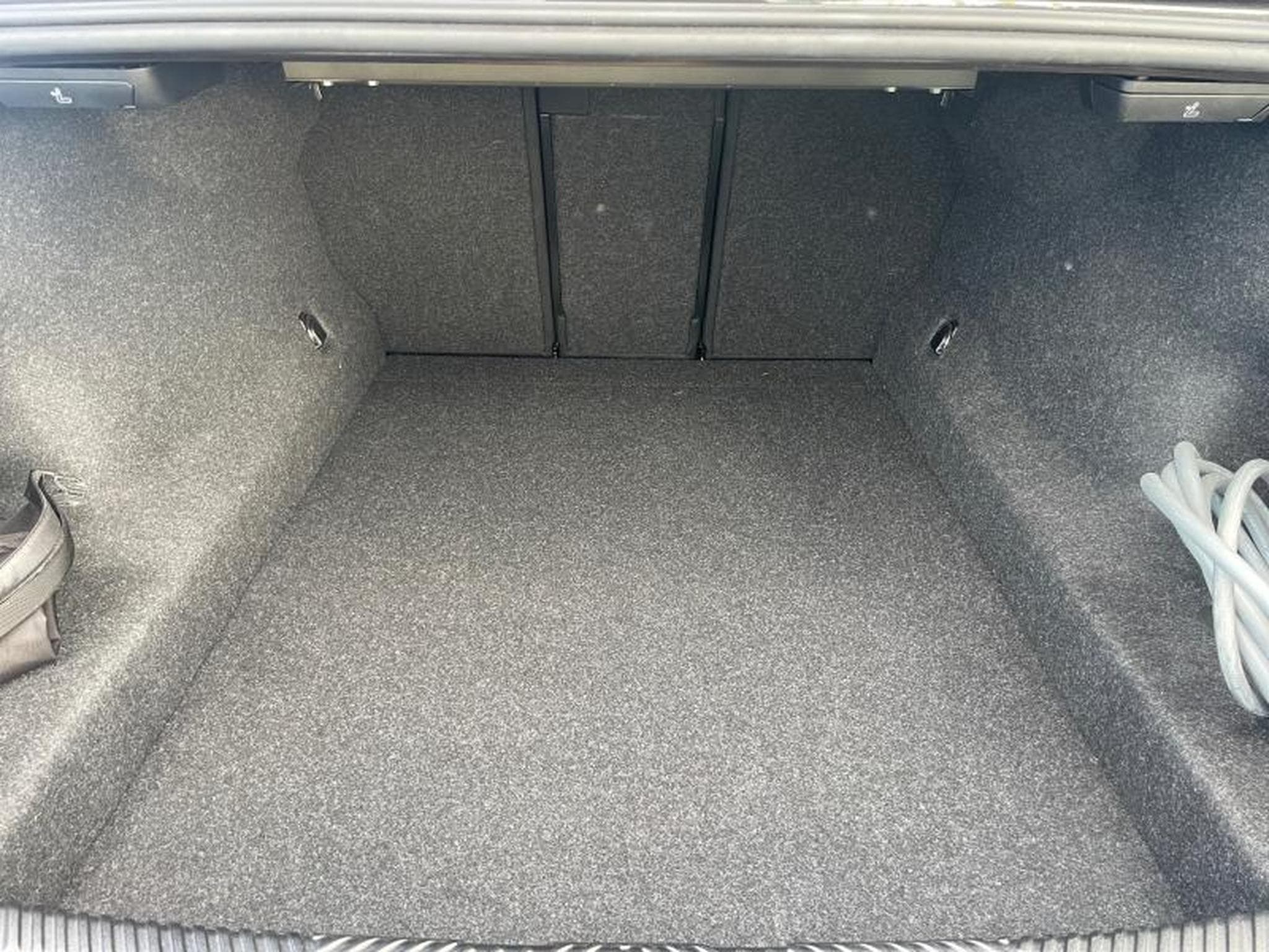 BMW 530 e Luxury / Hybride (2024) - Photo 18