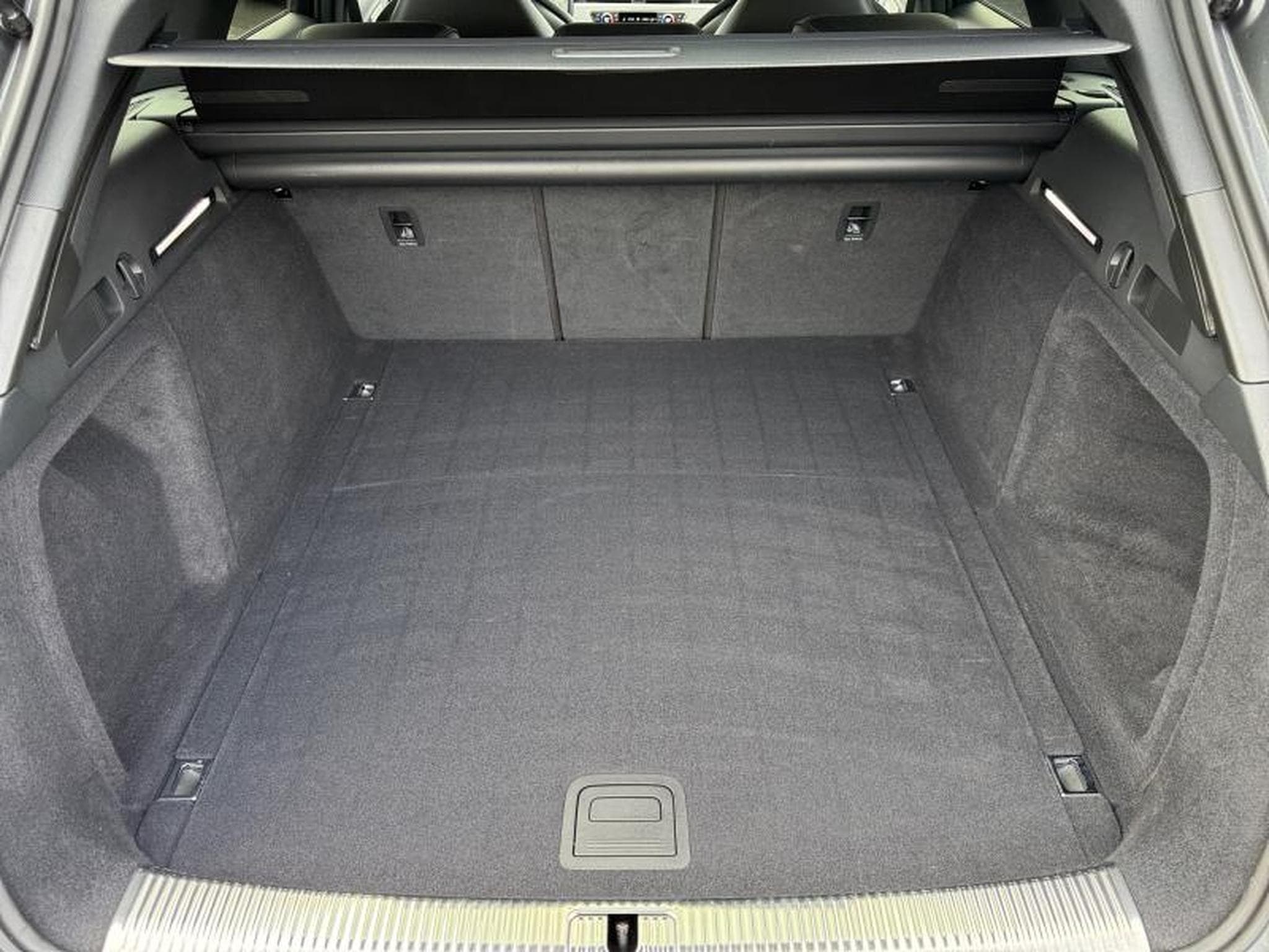 Audi RS4 Avant 2.9 V6 TFSI Quattro / Essence (2022) - Photo 19