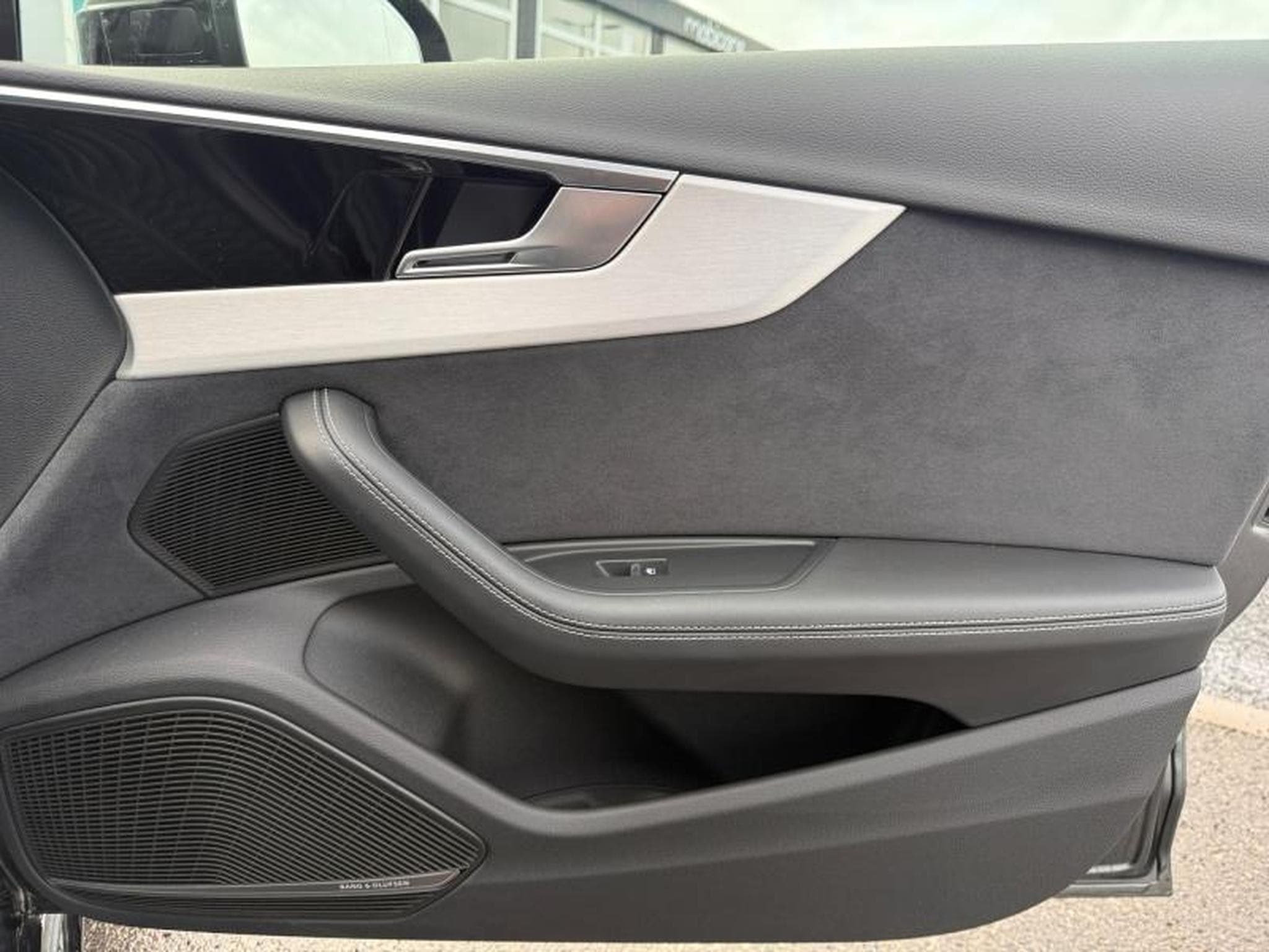 Audi RS4 Avant 2.9 V6 TFSI Quattro / Essence (2022) - Photo 21