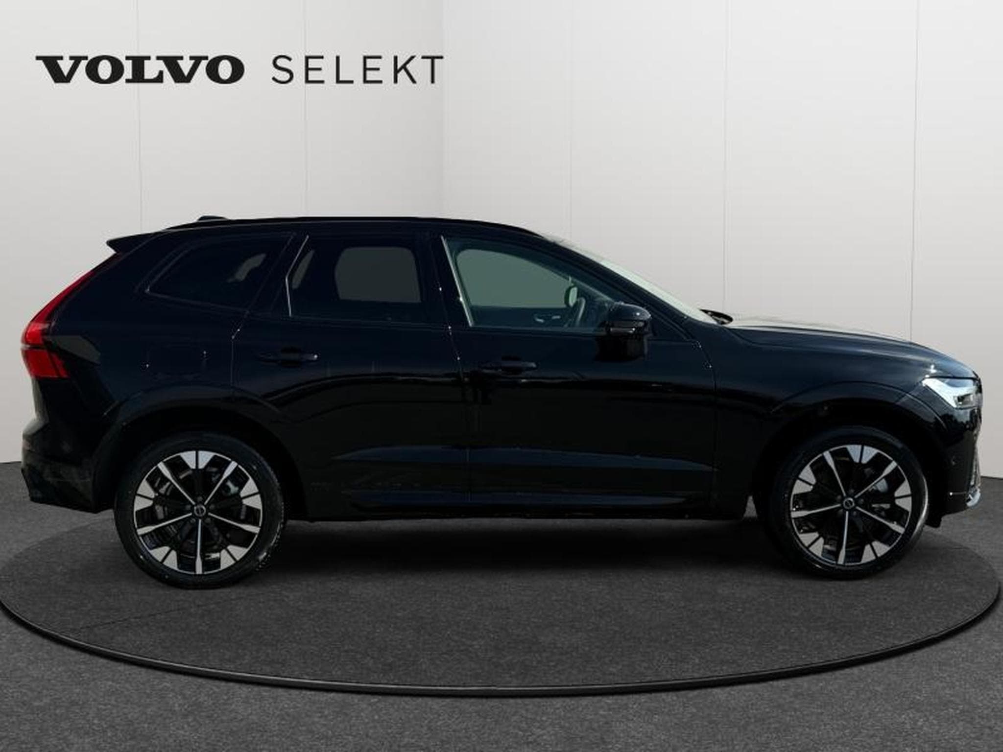 Volvo XC60 Facelift T6 Plus Dark / Hybride (2025) - Photo 7