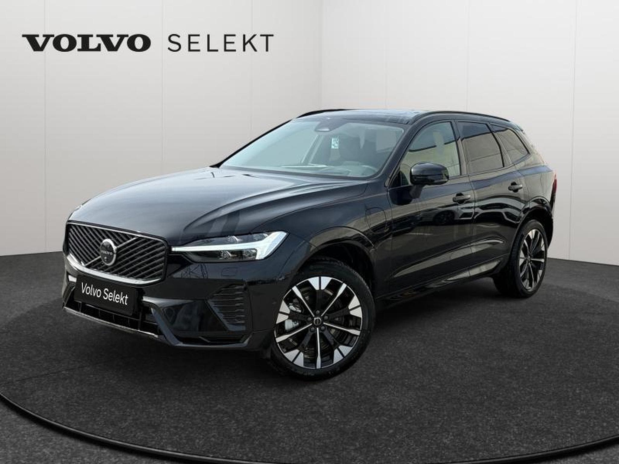 Volvo XC60 Facelift T6  Plus Dark (2025) - Photo 1