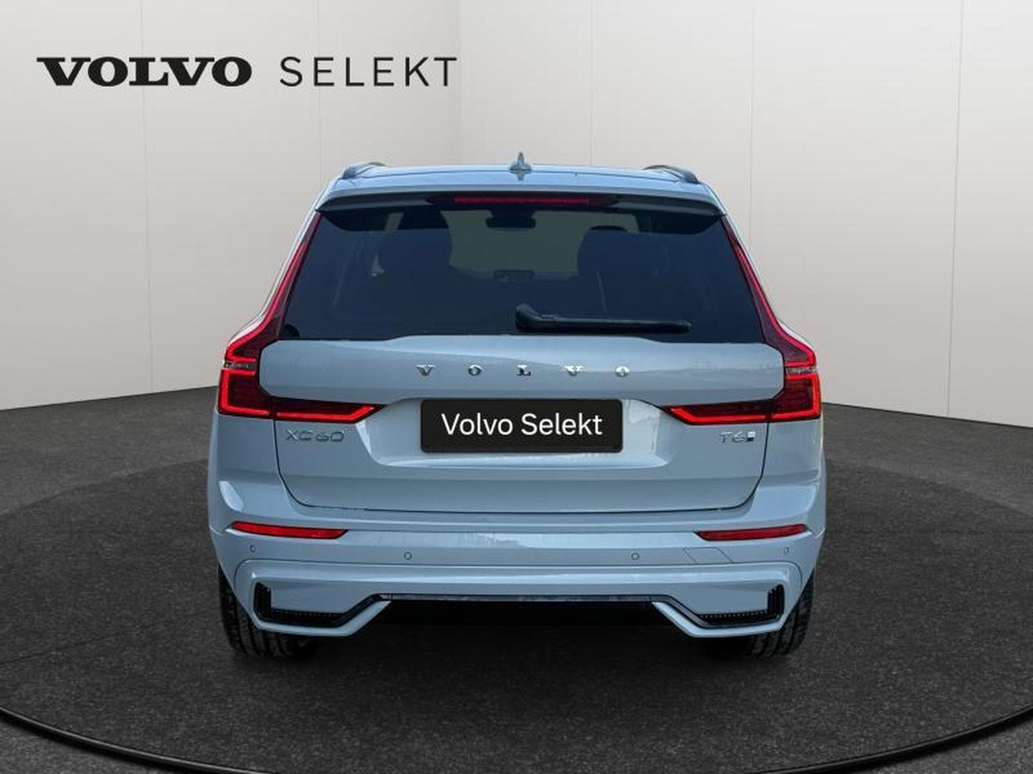 Volvo XC60 Facelift T6 Plus Dark / Hybride (2025) - Photo 6