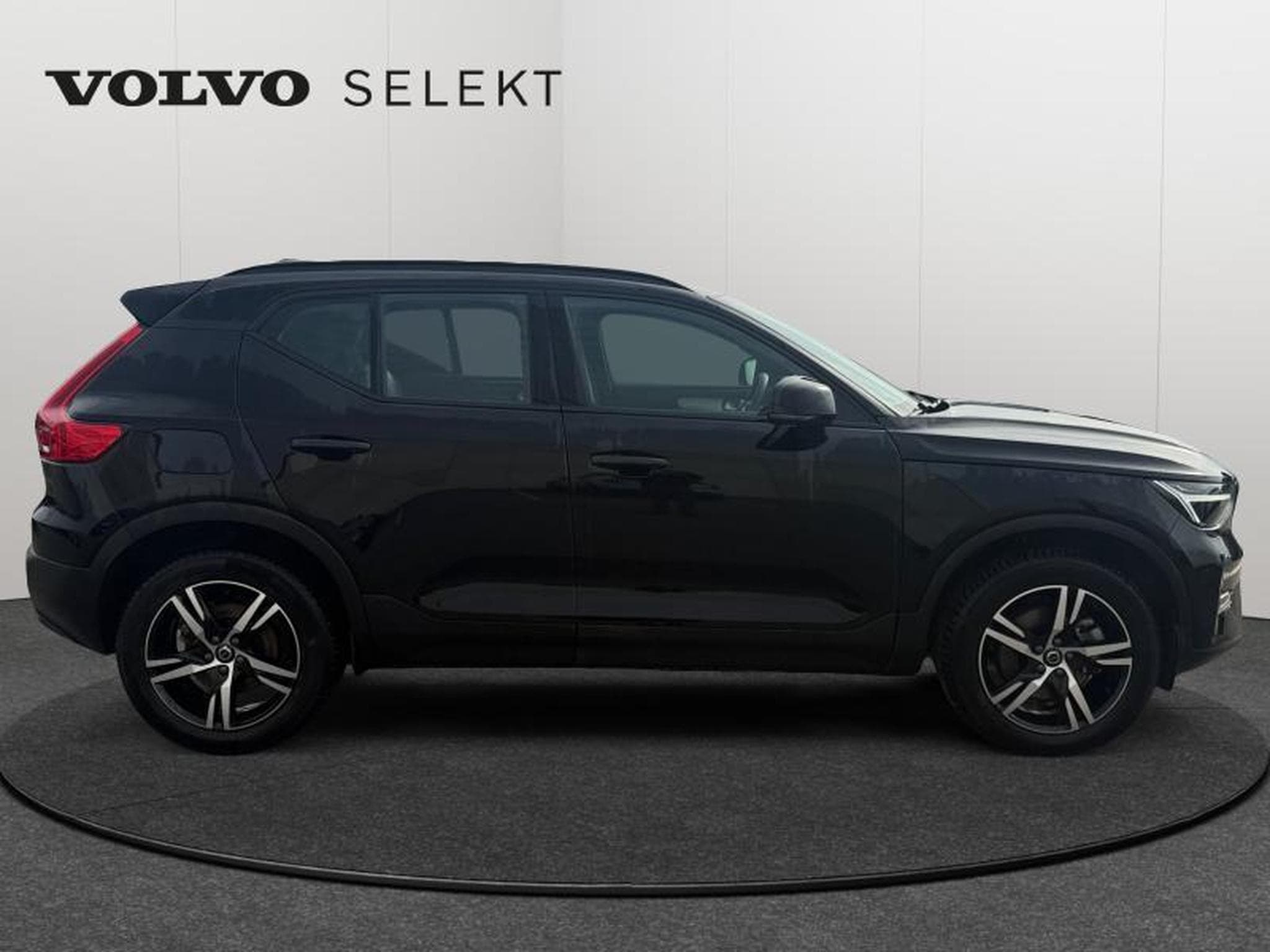 Volvo XC40 B3 Plus Dark / Essence (2025) - Foto 7