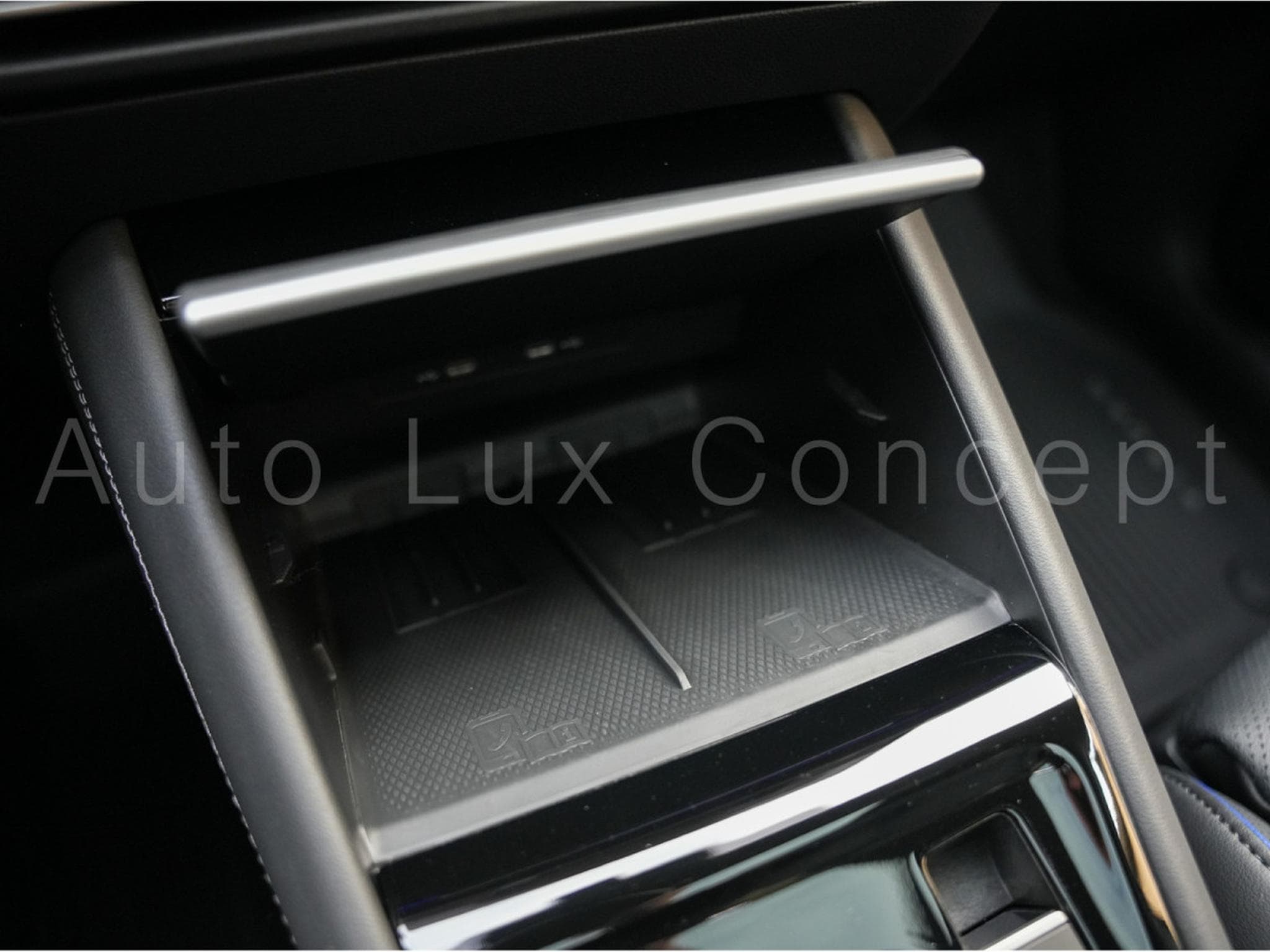 VW Tiguan R-Line 2.0 TDI 4MOTION 193 ch DSG 7 (2025) - Photo 18